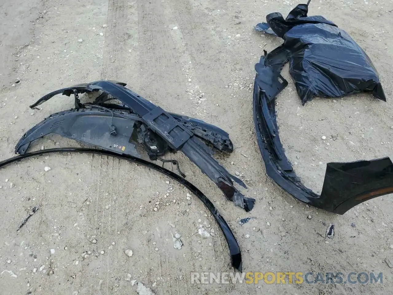 15 Photograph of a damaged car 5XYRK4LF2MG026897 KIA SORENTO 2021