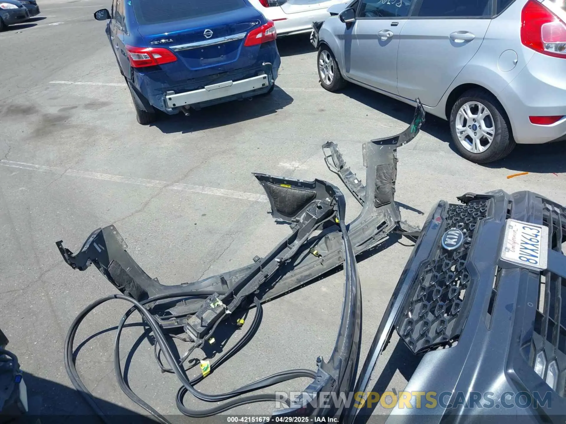 22 Photograph of a damaged car 5XYRK4LF3MG033213 KIA SORENTO 2021