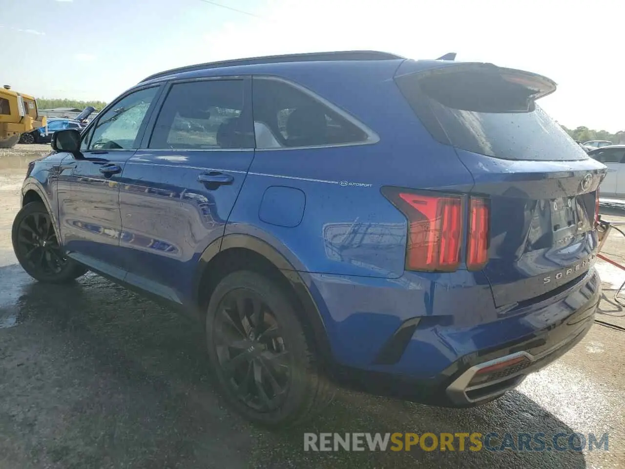 2 Photograph of a damaged car 5XYRK4LF5MG022911 KIA SORENTO 2021