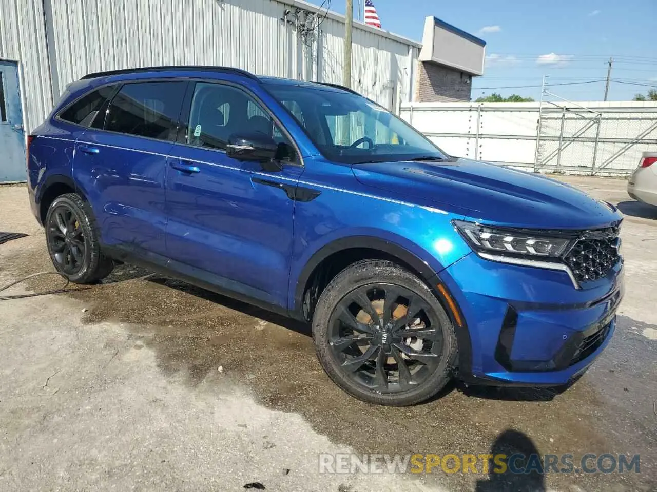 4 Photograph of a damaged car 5XYRK4LF5MG022911 KIA SORENTO 2021