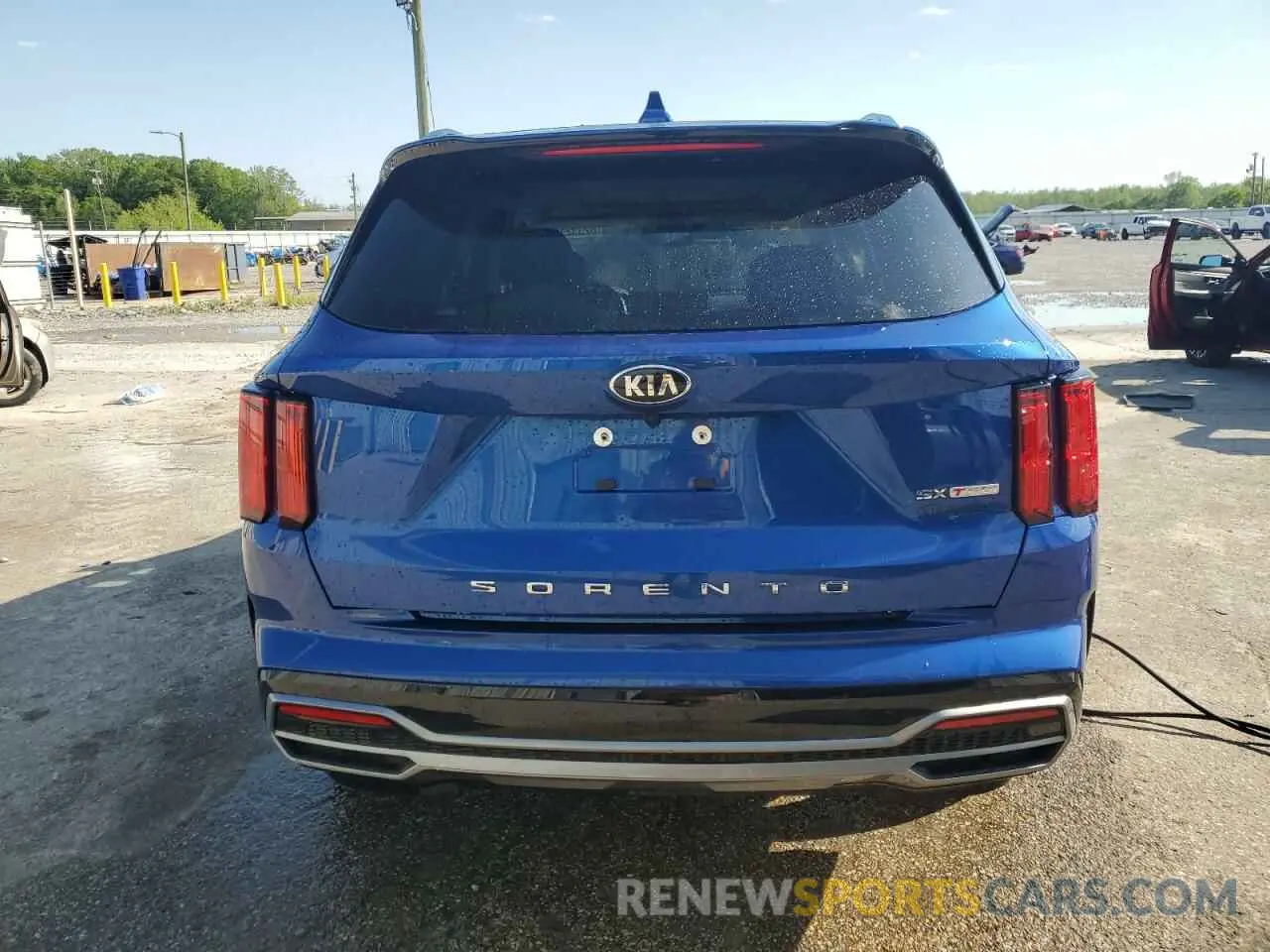6 Photograph of a damaged car 5XYRK4LF5MG022911 KIA SORENTO 2021