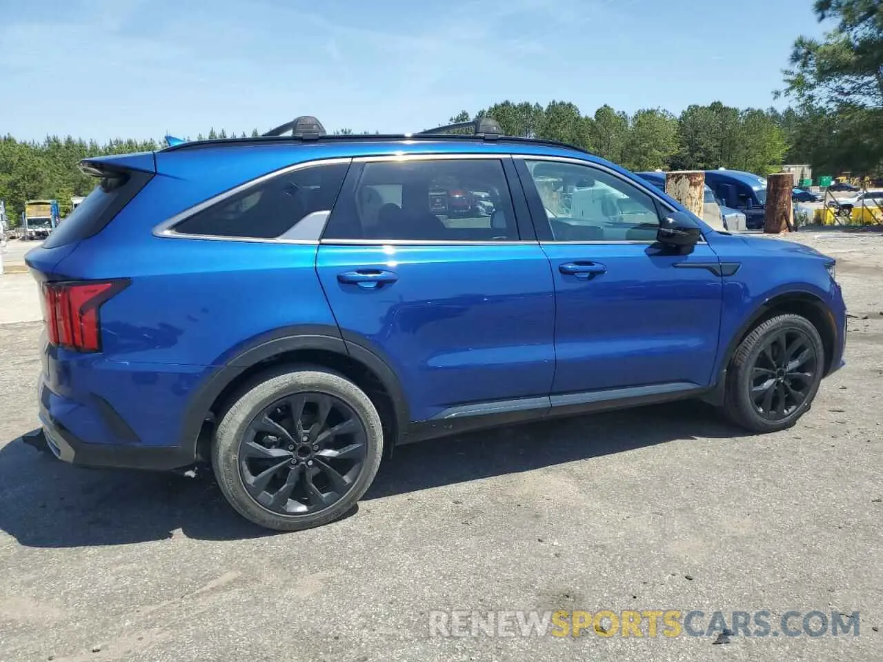 3 Photograph of a damaged car 5XYRK4LF5MG066407 KIA SORENTO 2021