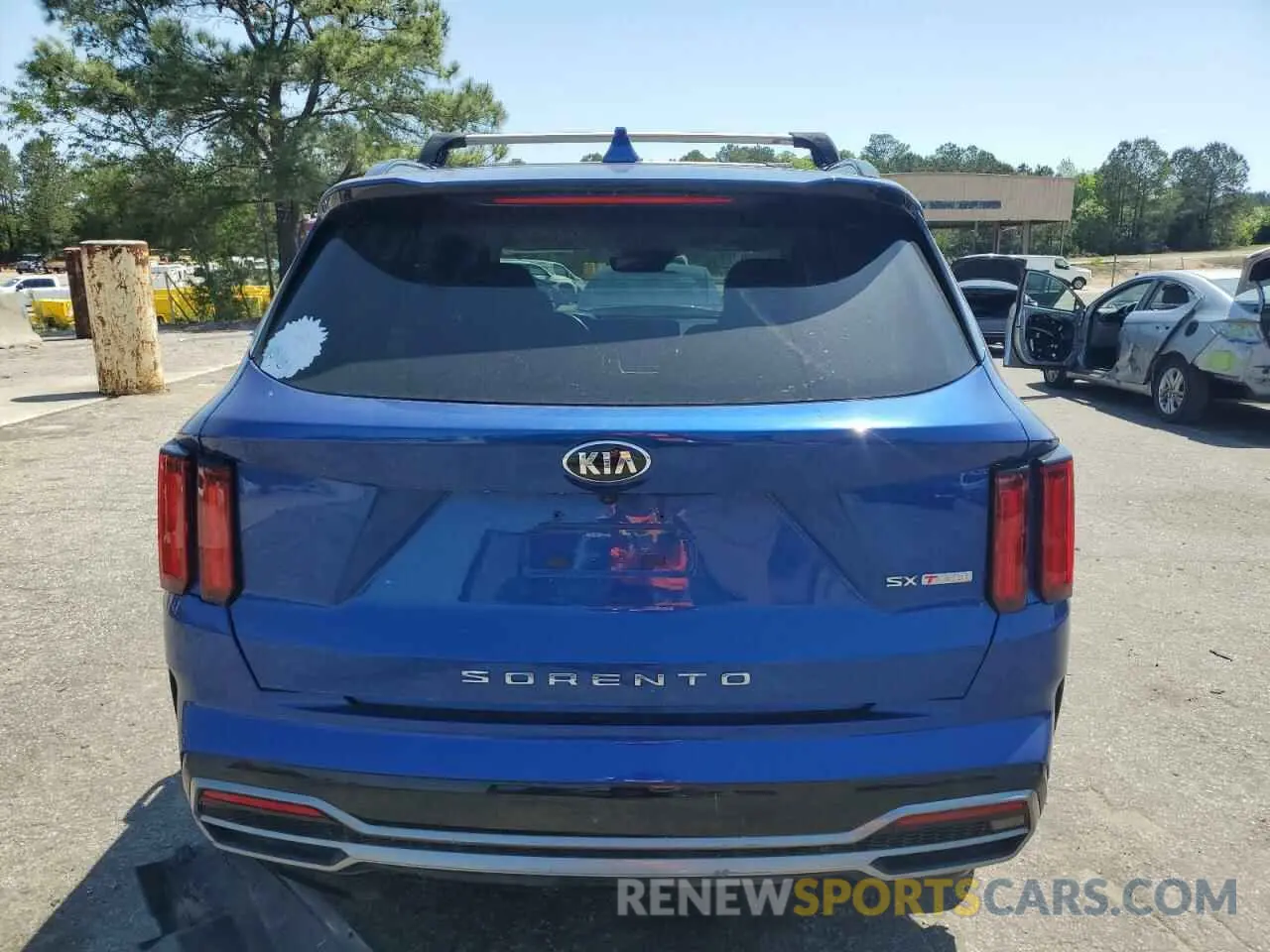 6 Photograph of a damaged car 5XYRK4LF5MG066407 KIA SORENTO 2021