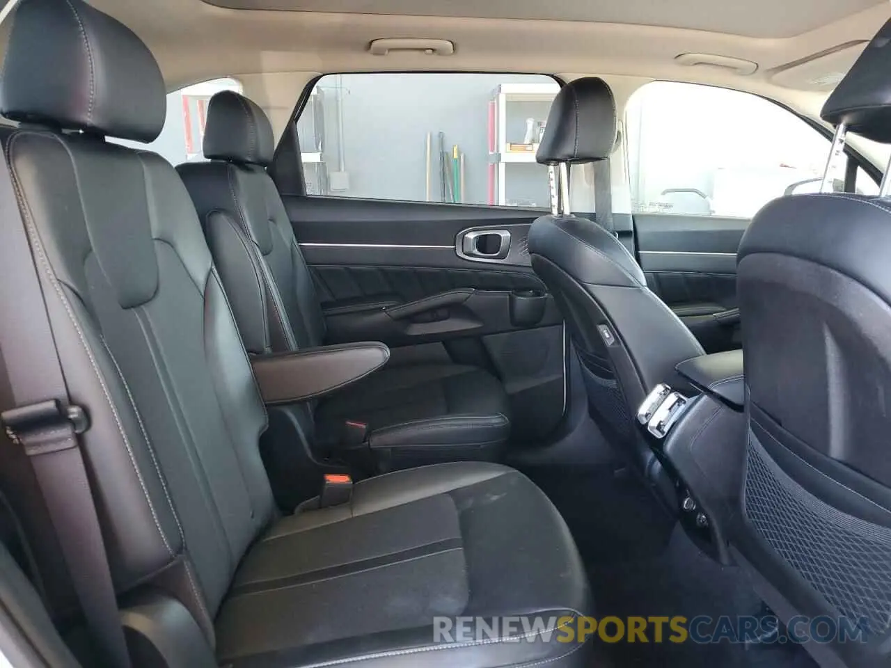 11 Фотография поврежденного автомобиля 5XYRK4LF7MG037085 KIA SORENTO 2021