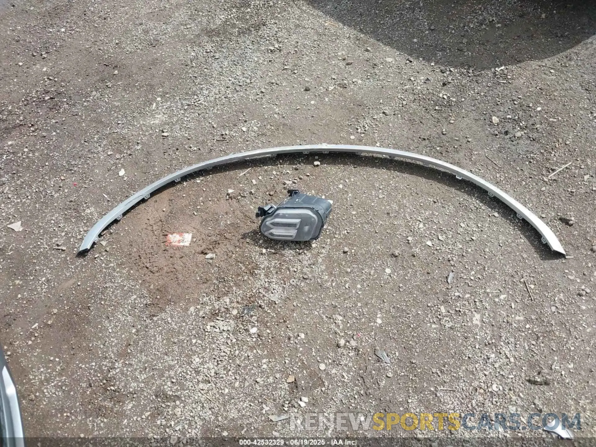 12 Фотография поврежденного автомобиля 5XYRK4LF8MG036124 KIA SORENTO 2021