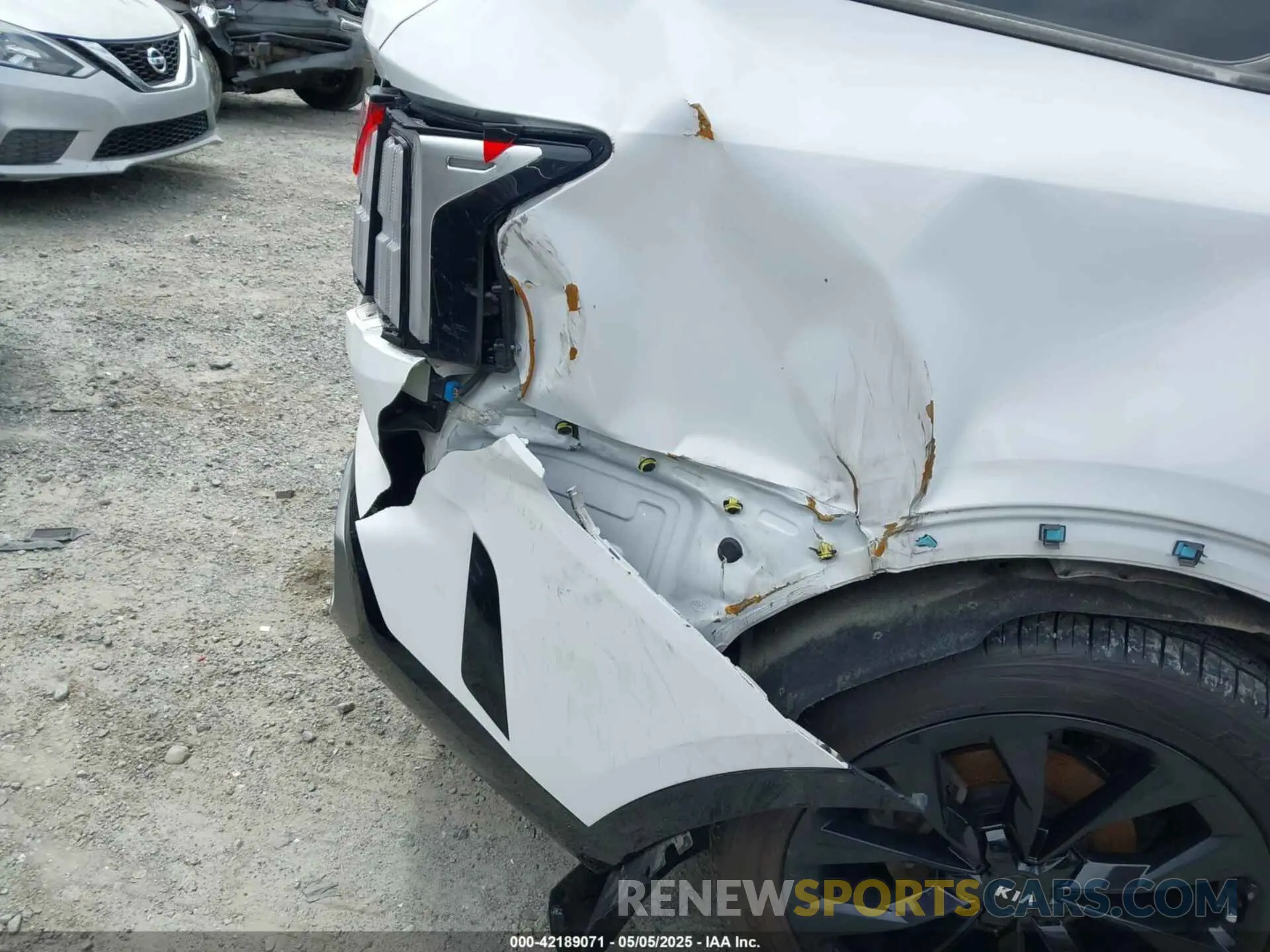 17 Фотография поврежденного автомобиля 5XYRK4LF9MG068631 KIA SORENTO 2021