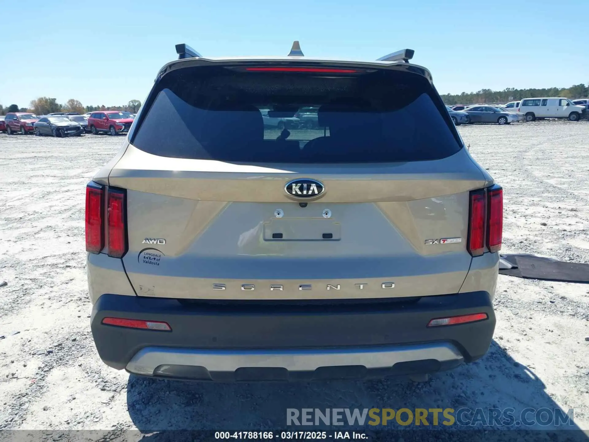 16 Photograph of a damaged car 5XYRKDLF4MG026898 KIA SORENTO 2021