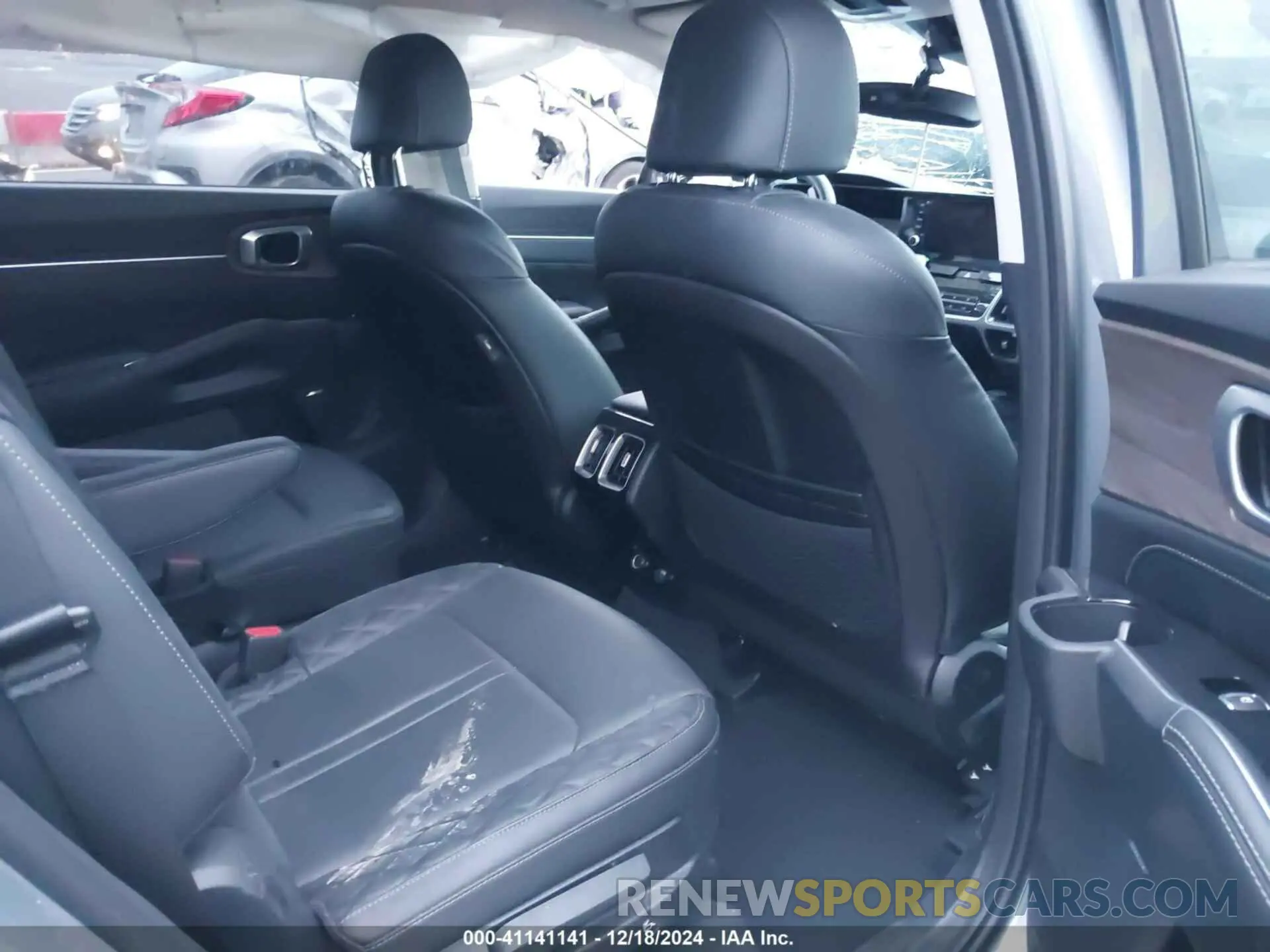 8 Фотография поврежденного автомобиля 5XYRKDLF6MG042391 KIA SORENTO 2021