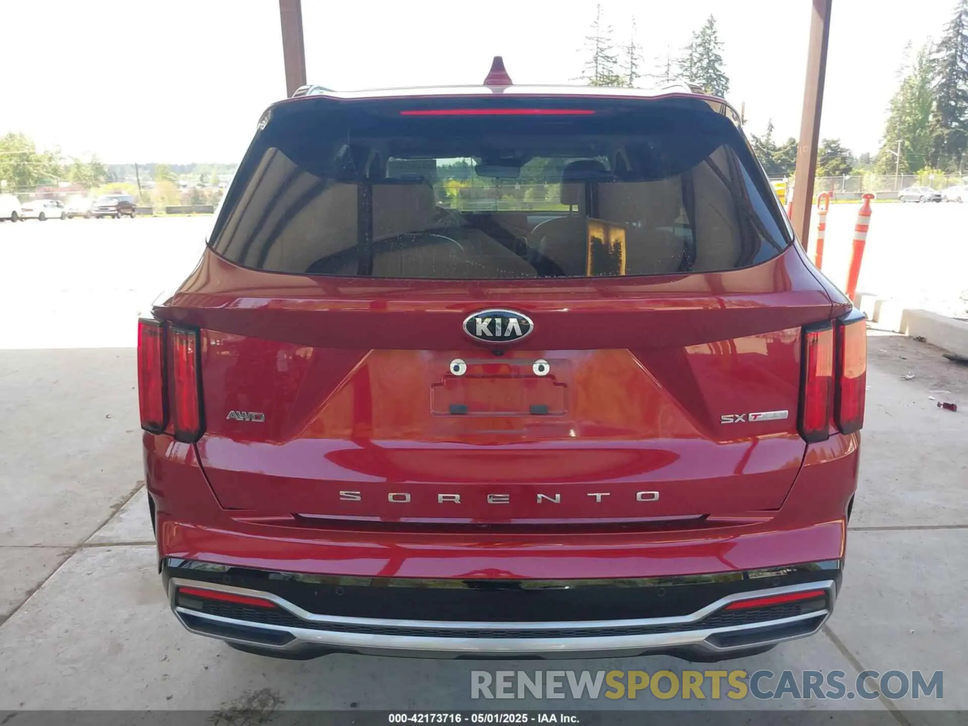 16 Photograph of a damaged car 5XYRKDLF8MG063565 KIA SORENTO 2021