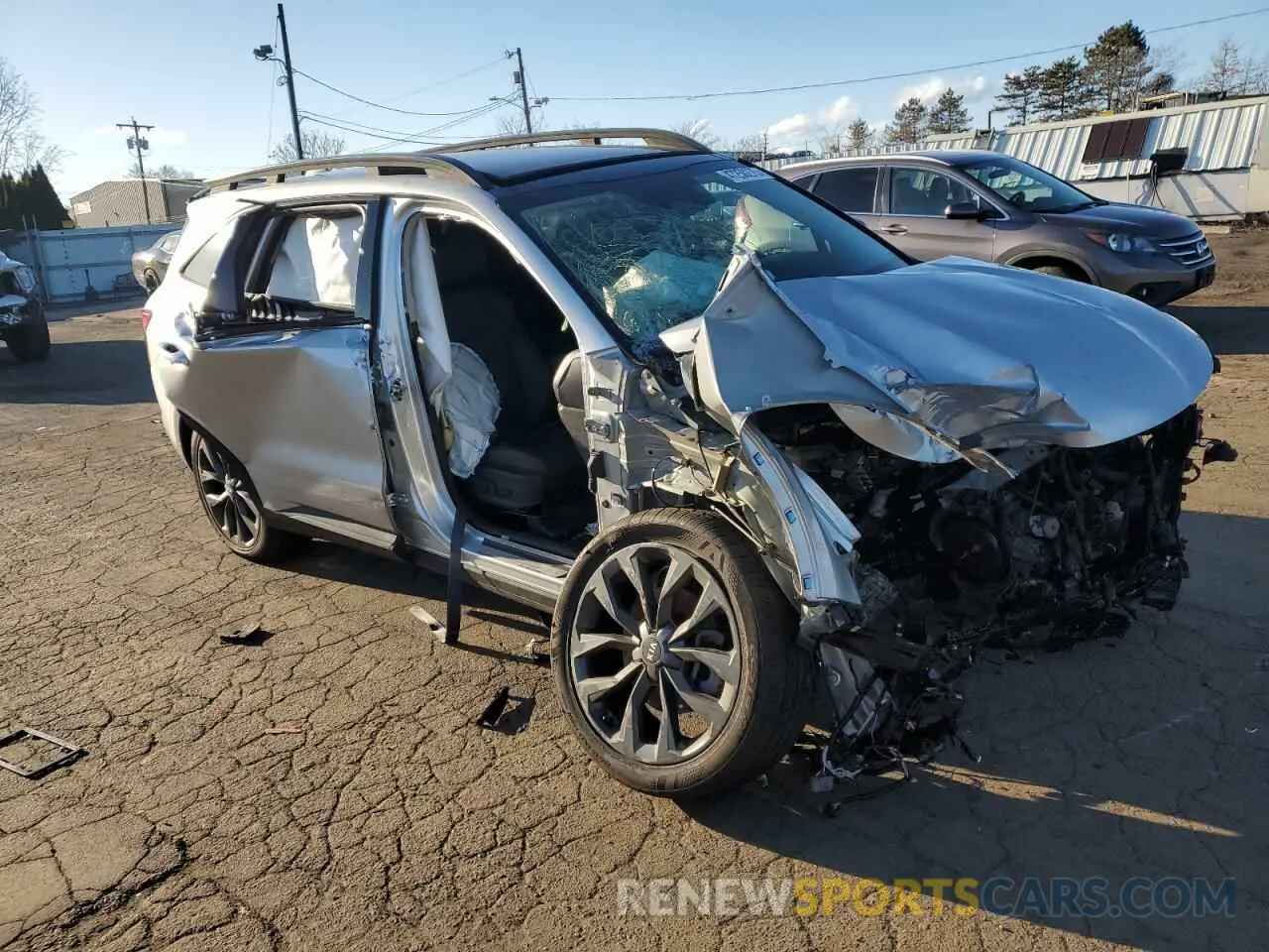 4 Photograph of a damaged car 5XYRKDLFXMG041065 KIA SORENTO 2021