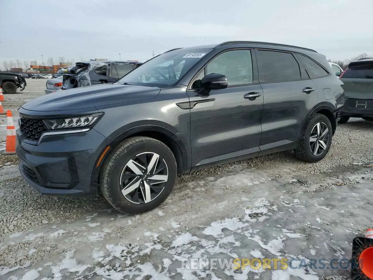 1 Photograph of a damaged car 5XYRL4LC3MG054582 KIA SORENTO 2021