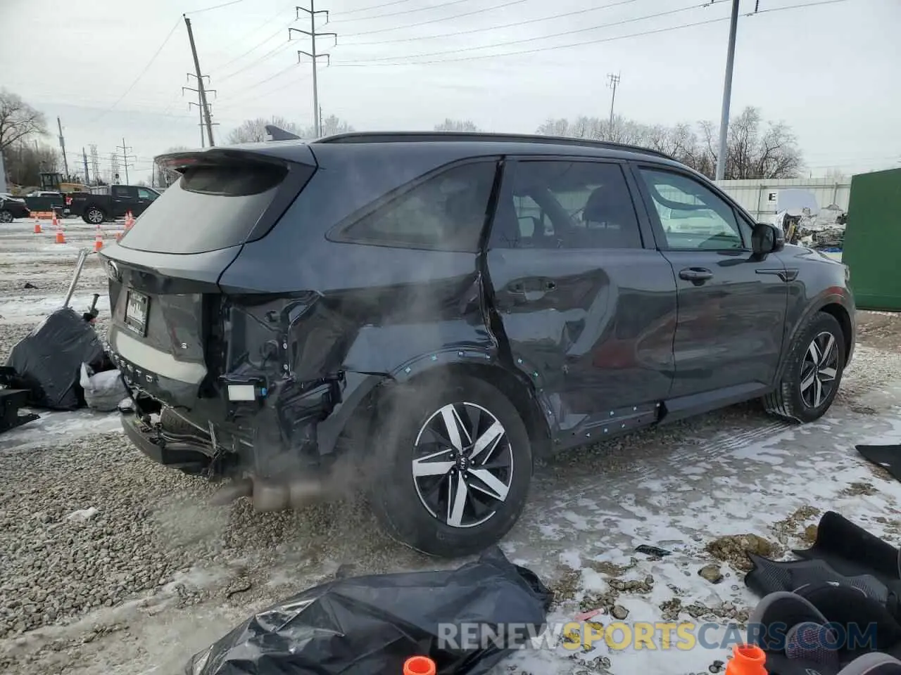 3 Photograph of a damaged car 5XYRL4LC3MG054582 KIA SORENTO 2021