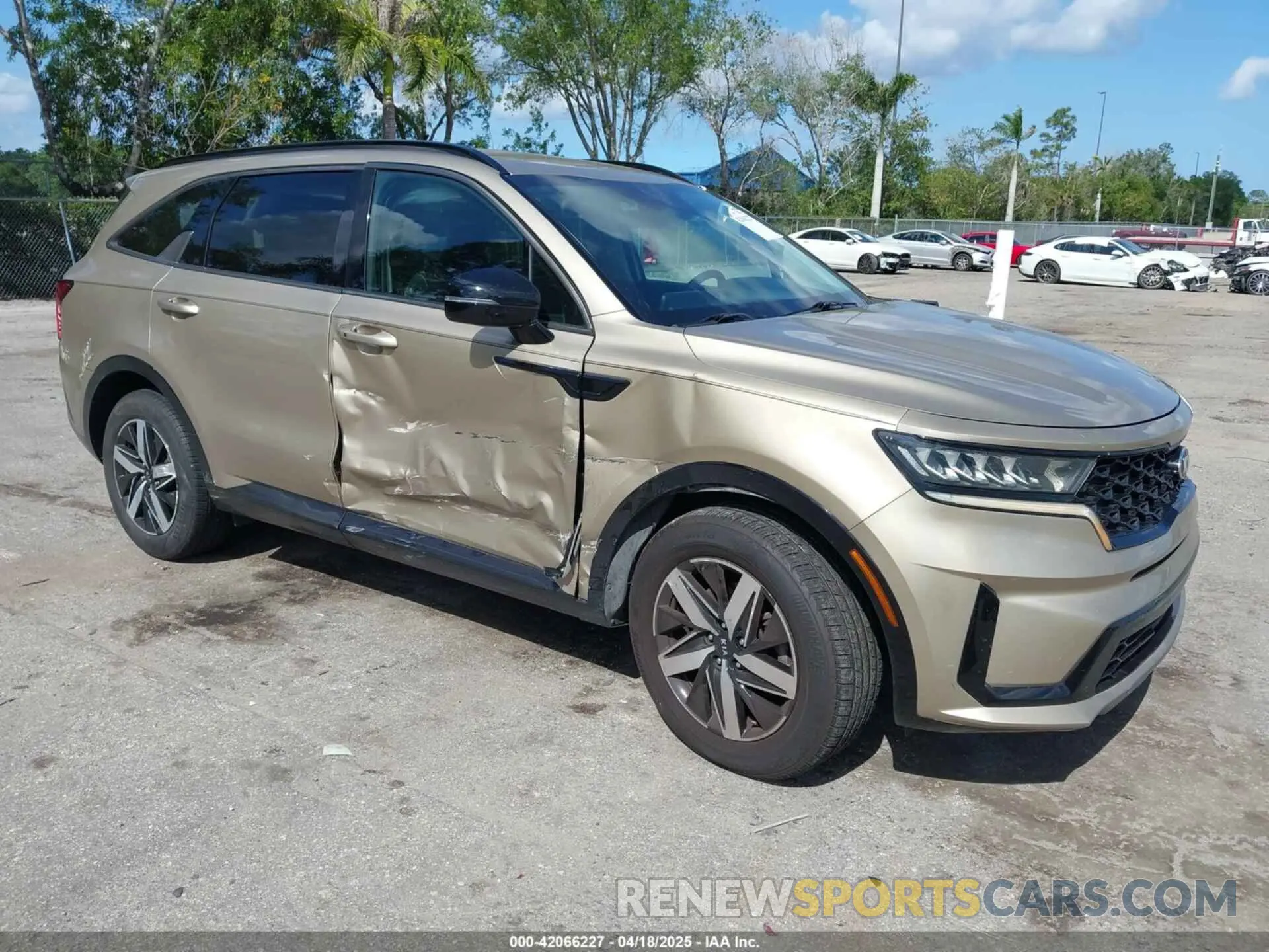 1 Photograph of a damaged car 5XYRL4LC4MG020053 KIA SORENTO 2021