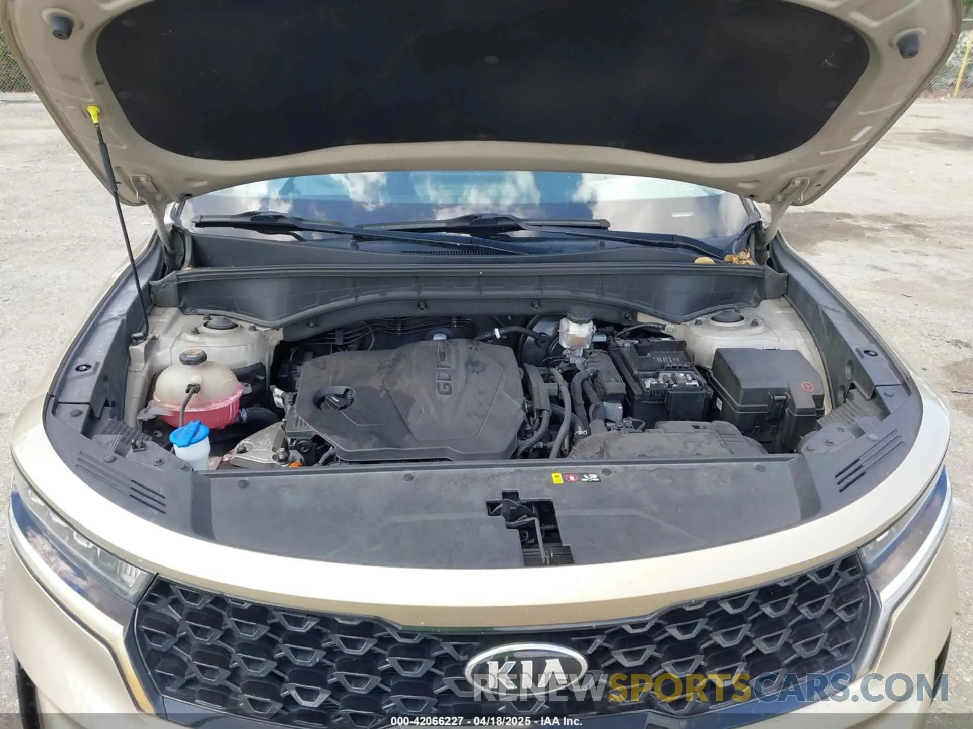 10 Photograph of a damaged car 5XYRL4LC4MG020053 KIA SORENTO 2021