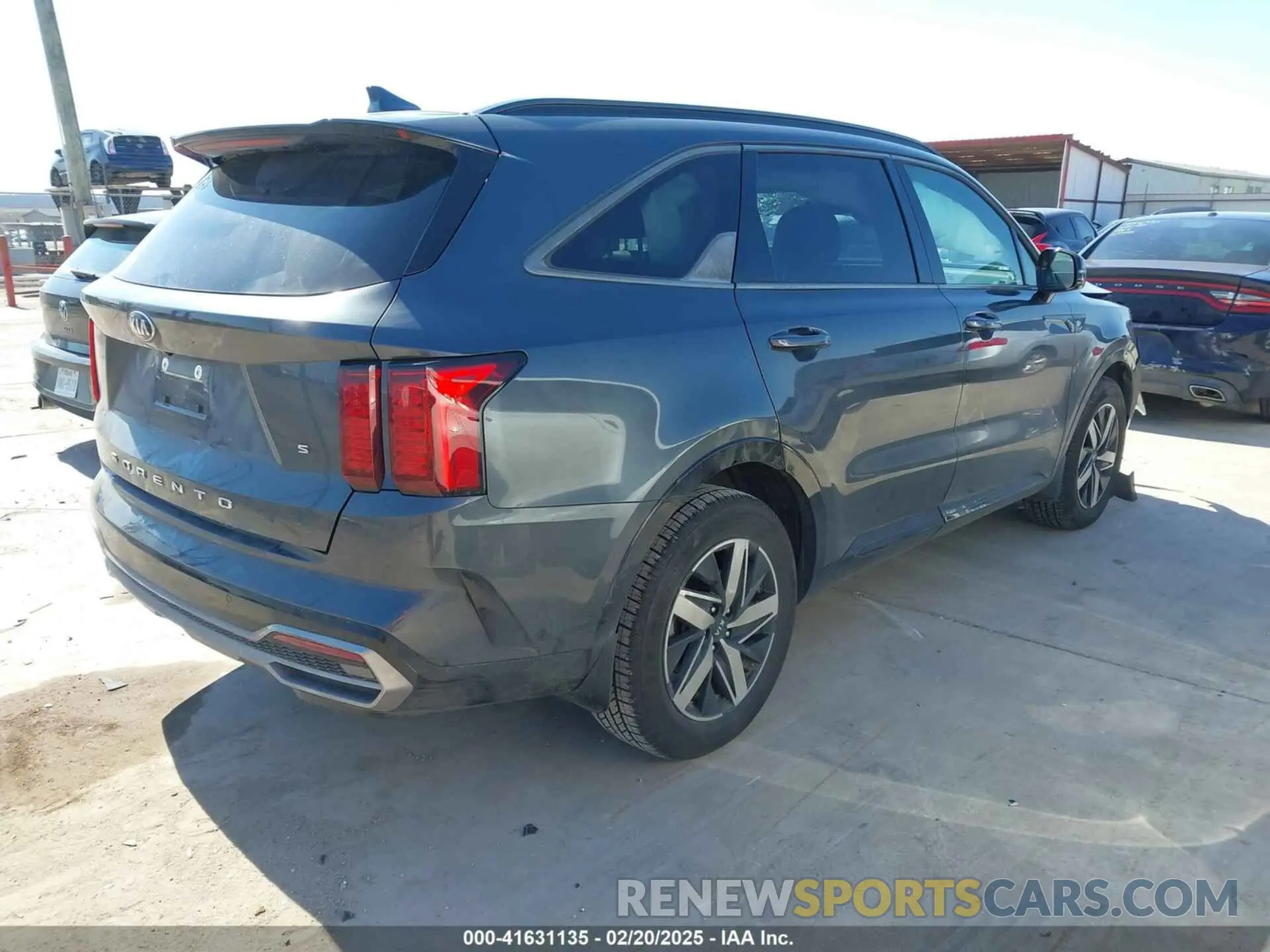 4 Фотография поврежденного автомобиля 5XYRL4LC4MG045731 KIA SORENTO 2021