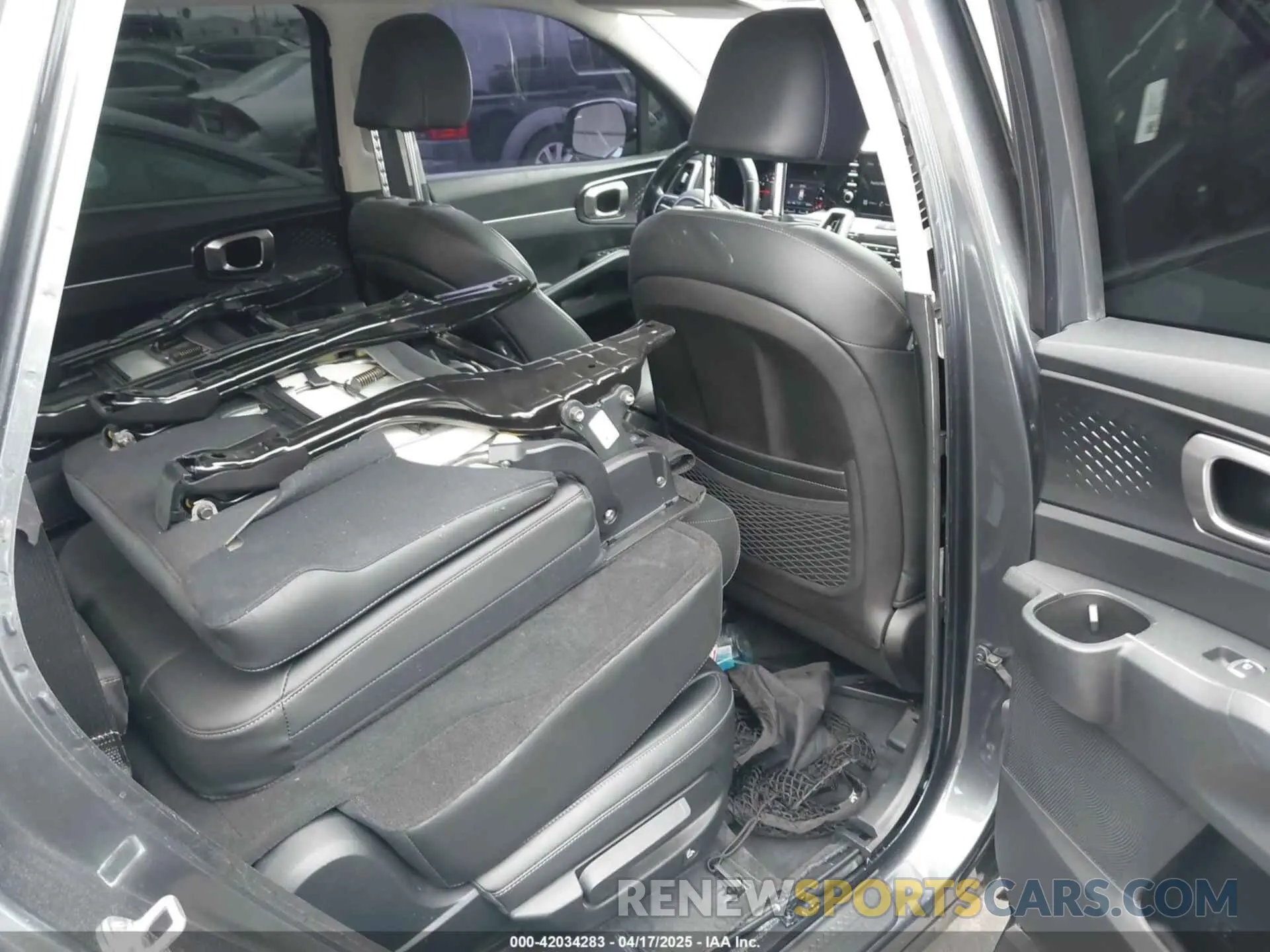 8 Фотография поврежденного автомобиля 5XYRL4LC4MG049052 KIA SORENTO 2021