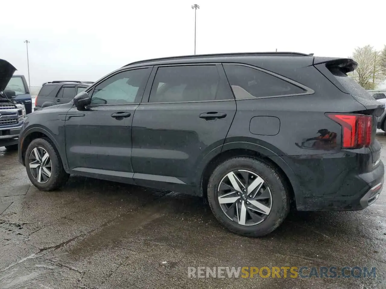 2 Photograph of a damaged car 5XYRL4LC9MG069149 KIA SORENTO 2021