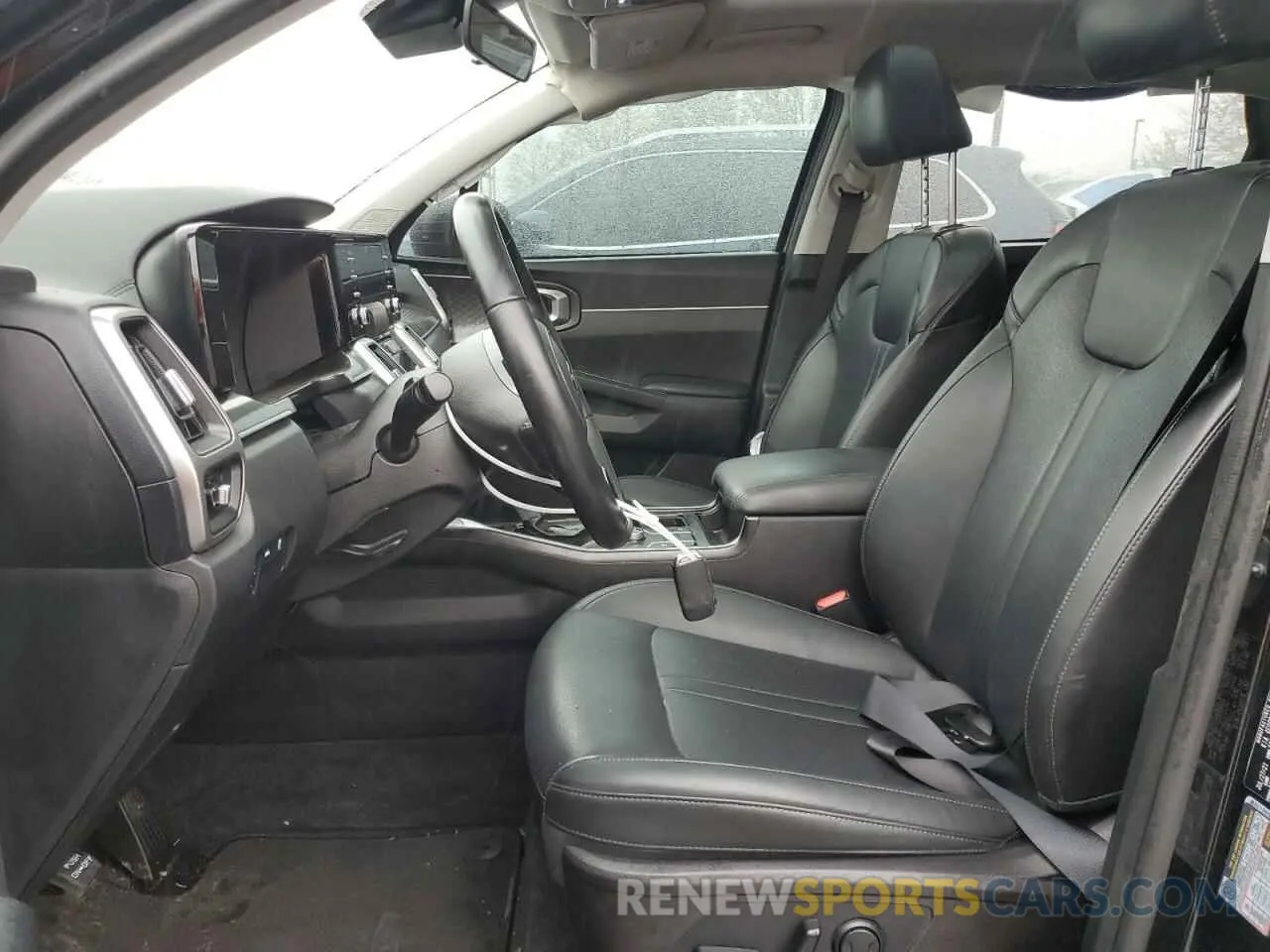 7 Photograph of a damaged car 5XYRL4LC9MG069149 KIA SORENTO 2021