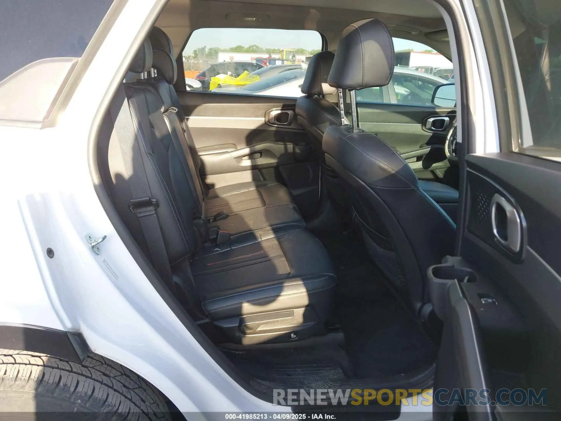 8 Фотография поврежденного автомобиля 5XYRL4LCXMG006027 KIA SORENTO 2021