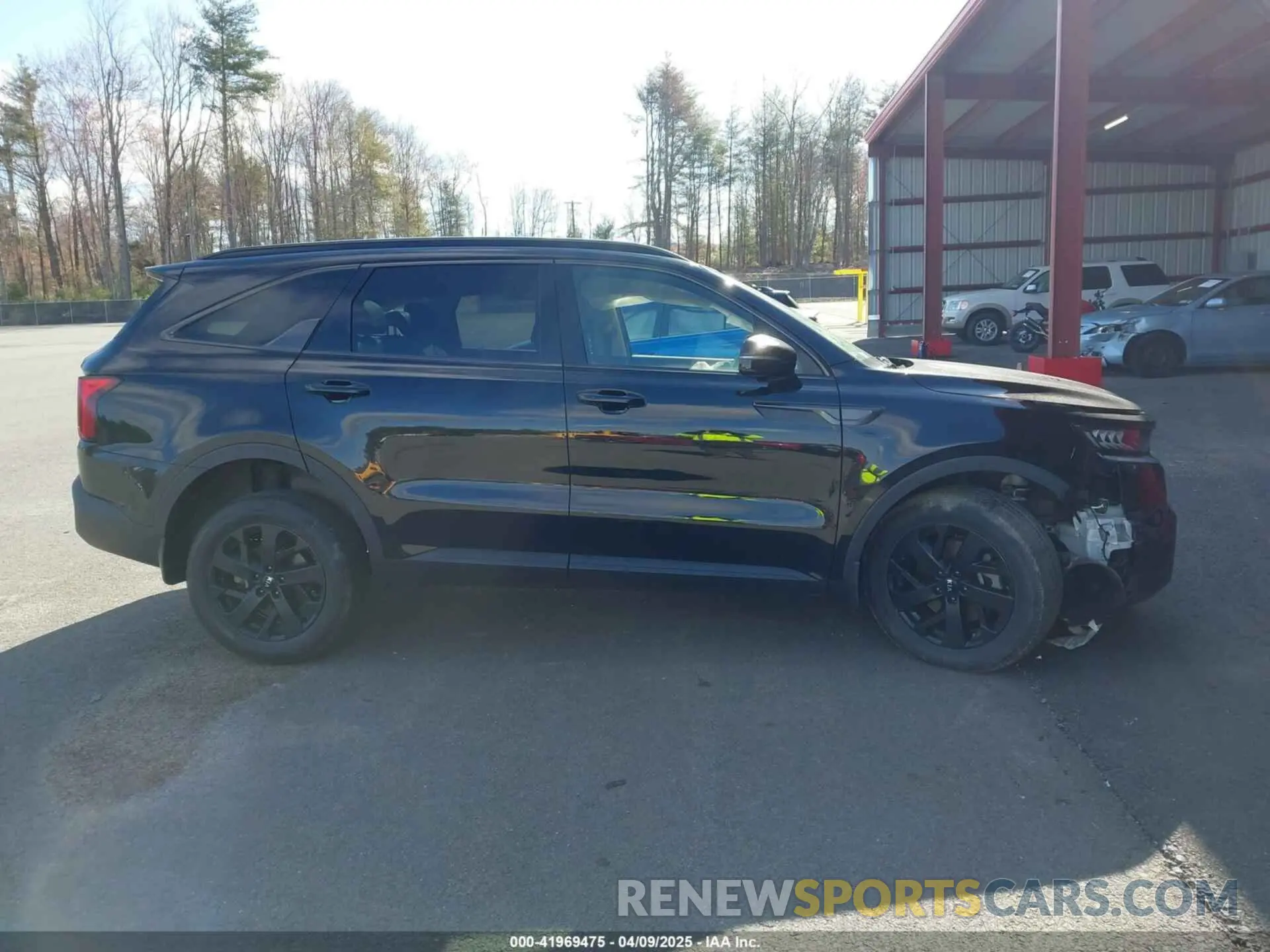 13 Photograph of a damaged car 5XYRLDLC6MG053457 KIA SORENTO 2021
