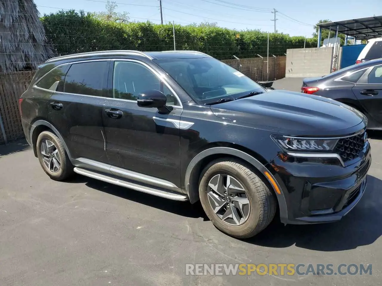 4 Photograph of a damaged car KNDRH4LG5M5053866 KIA SORENTO 2021