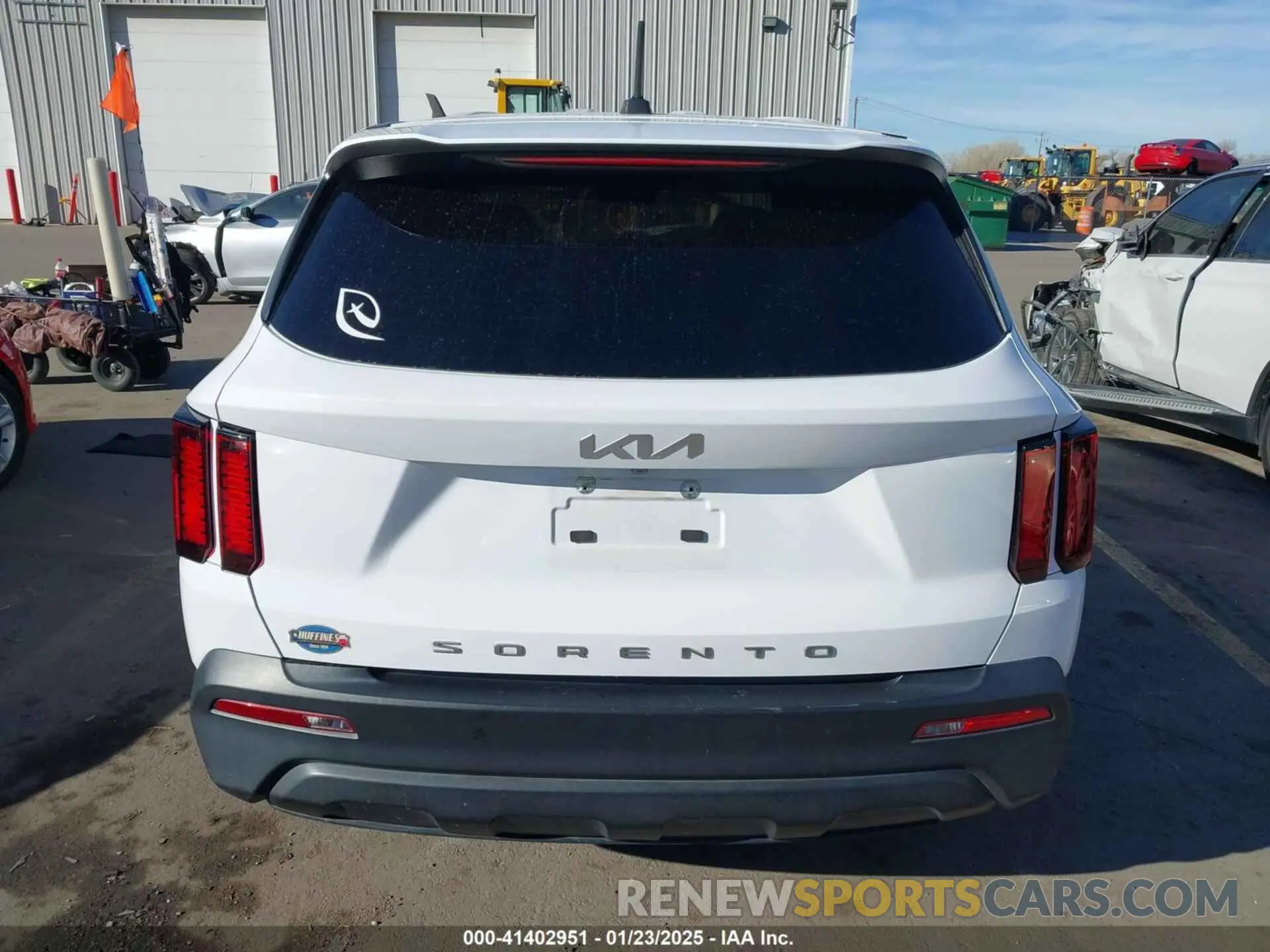 17 Фотография поврежденного автомобиля 5XYRG4LC6NG111914 KIA SORENTO 2022
