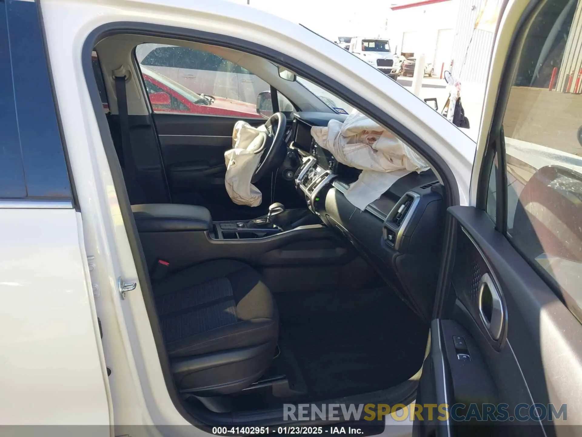 5 Фотография поврежденного автомобиля 5XYRG4LC6NG111914 KIA SORENTO 2022