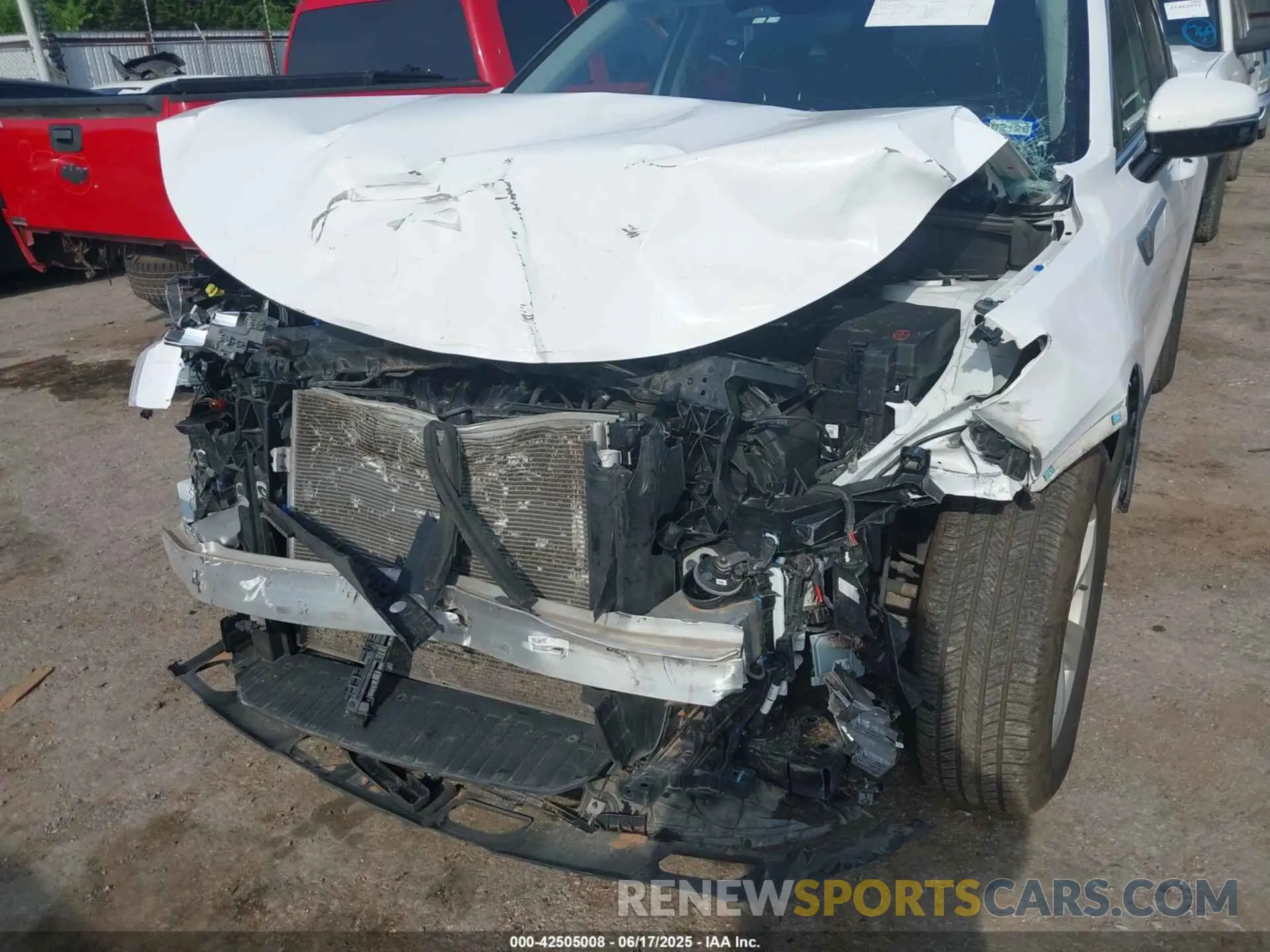 12 Photograph of a damaged car 5XYRG4LC8NG128049 KIA SORENTO 2022