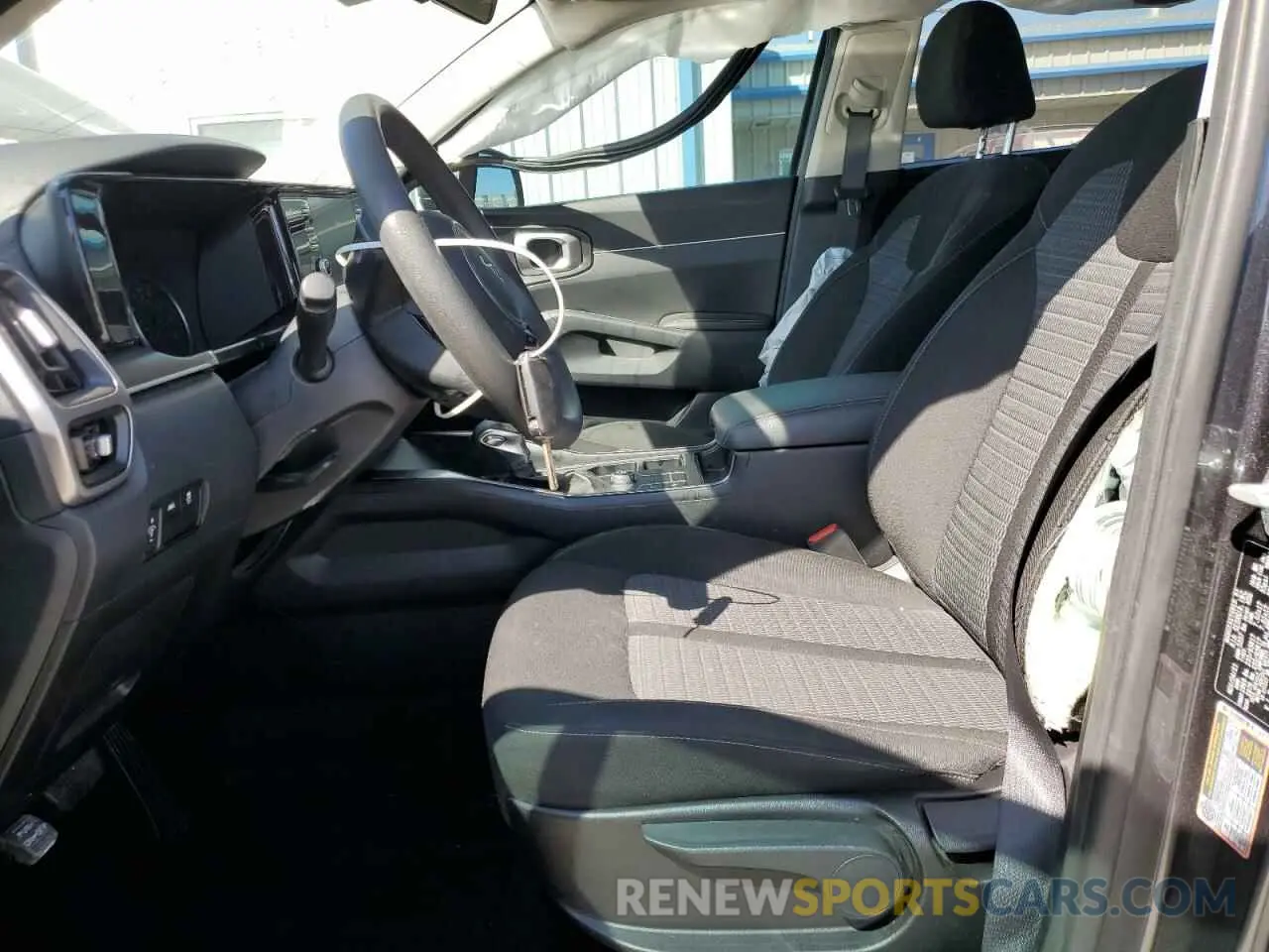 7 Фотография поврежденного автомобиля 5XYRG4LC9NG086684 KIA SORENTO 2022