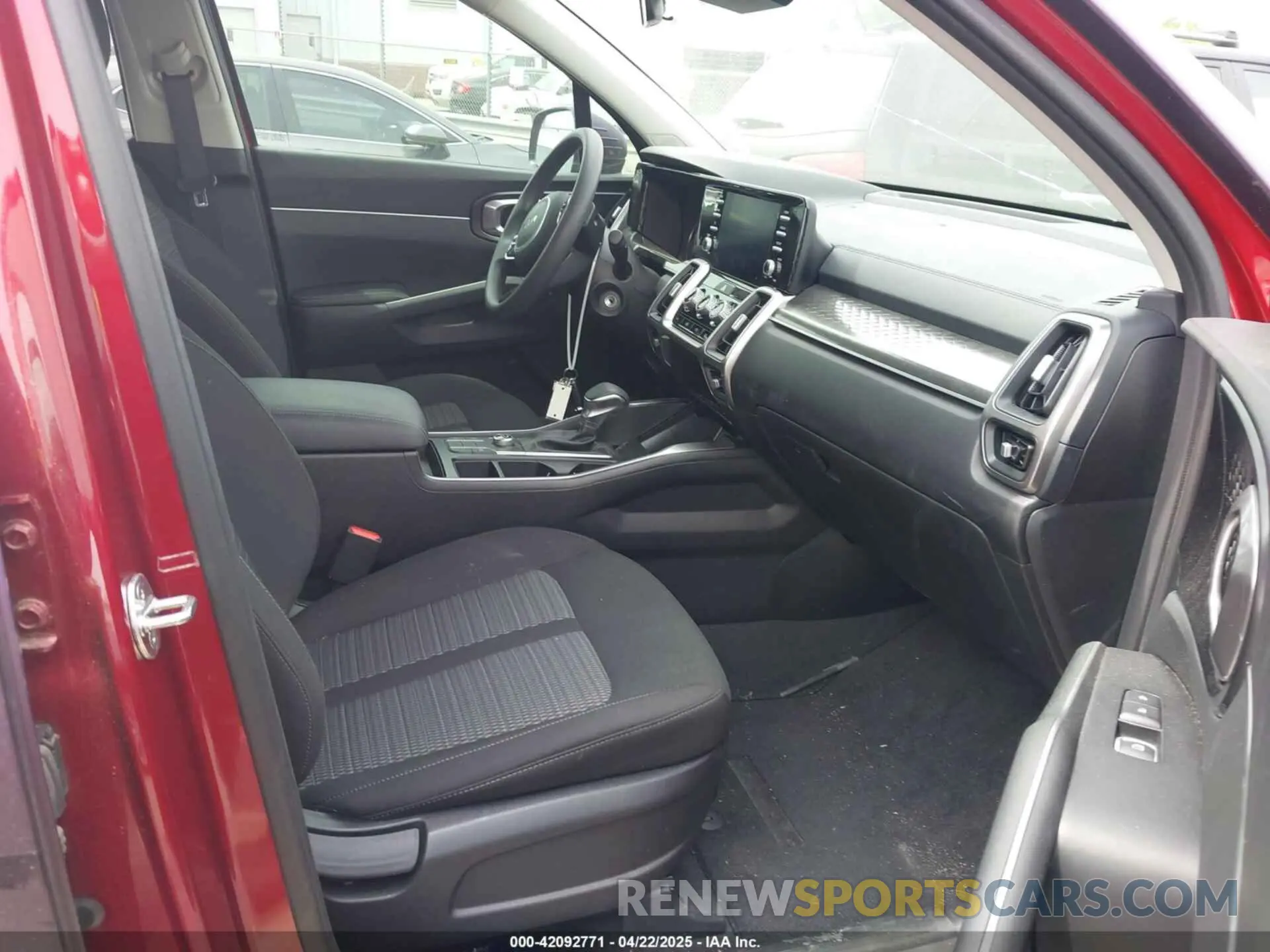 5 Фотография поврежденного автомобиля 5XYRG4LC9NG091772 KIA SORENTO 2022