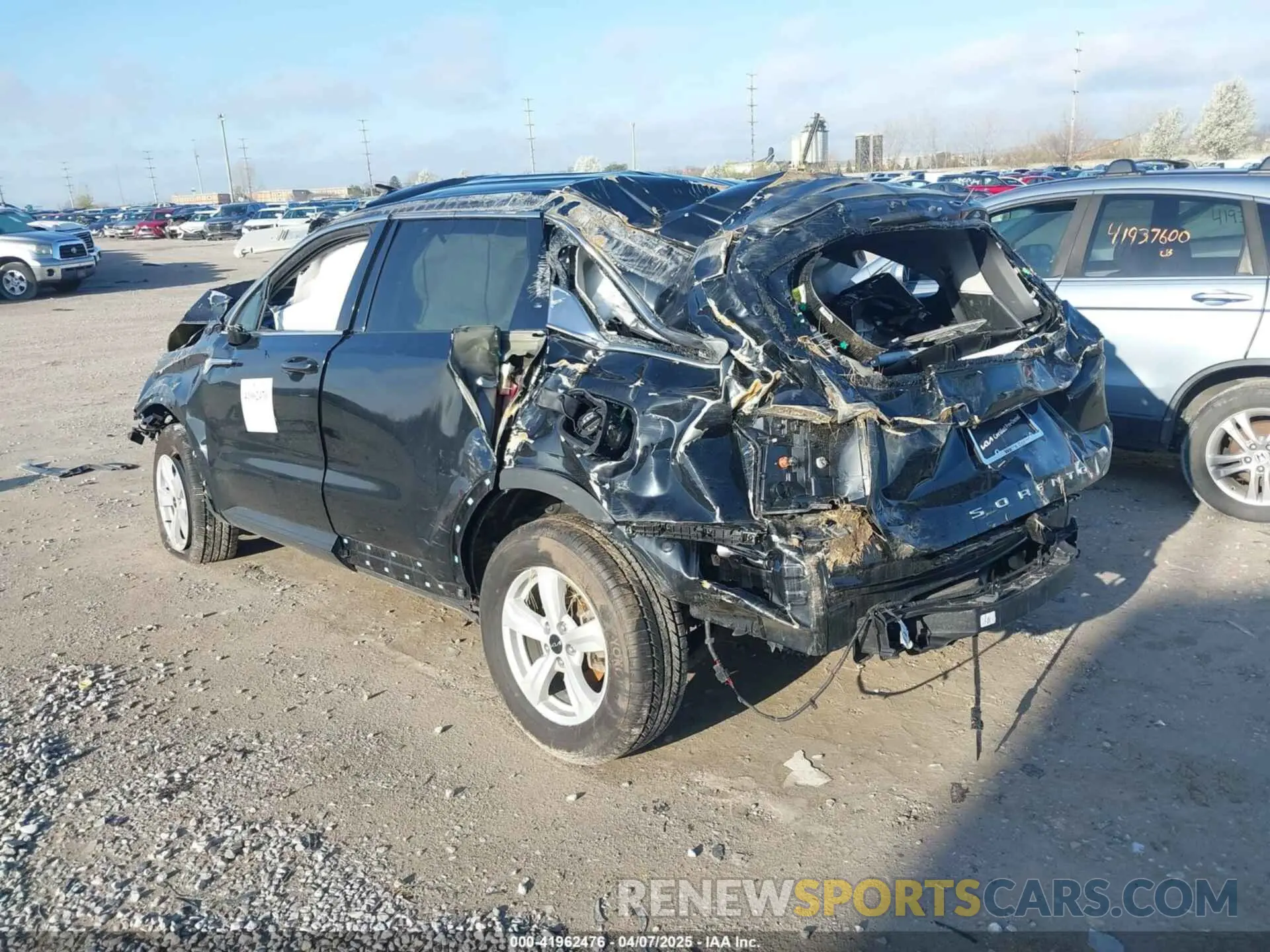 3 Фотография поврежденного автомобиля 5XYRG4LC9NG092761 KIA SORENTO 2022
