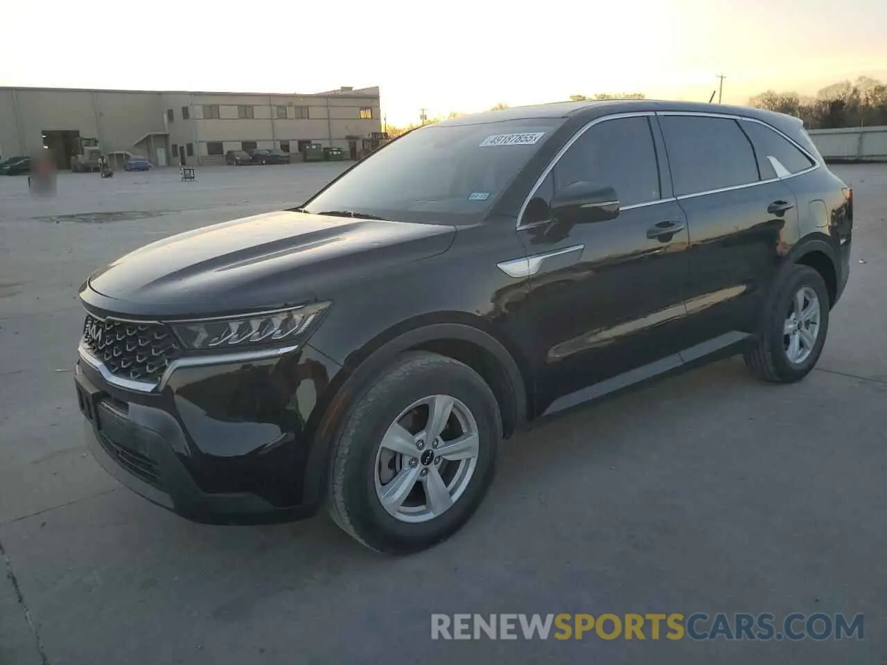 1 Photograph of a damaged car 5XYRG4LC9NG111552 KIA SORENTO 2022