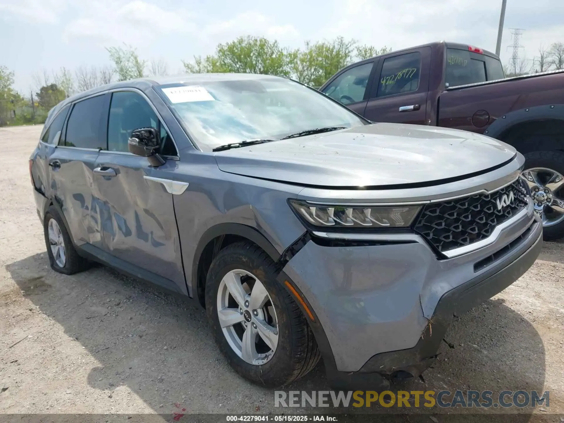 1 Photograph of a damaged car 5XYRG4LCXNG107106 KIA SORENTO 2022