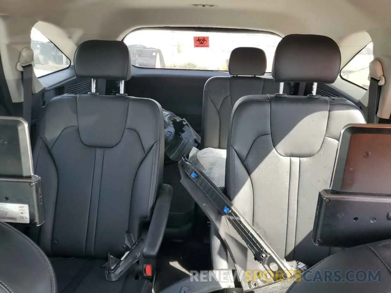 10 Photograph of a damaged car 5XYRH4LF4NG157023 KIA SORENTO 2022
