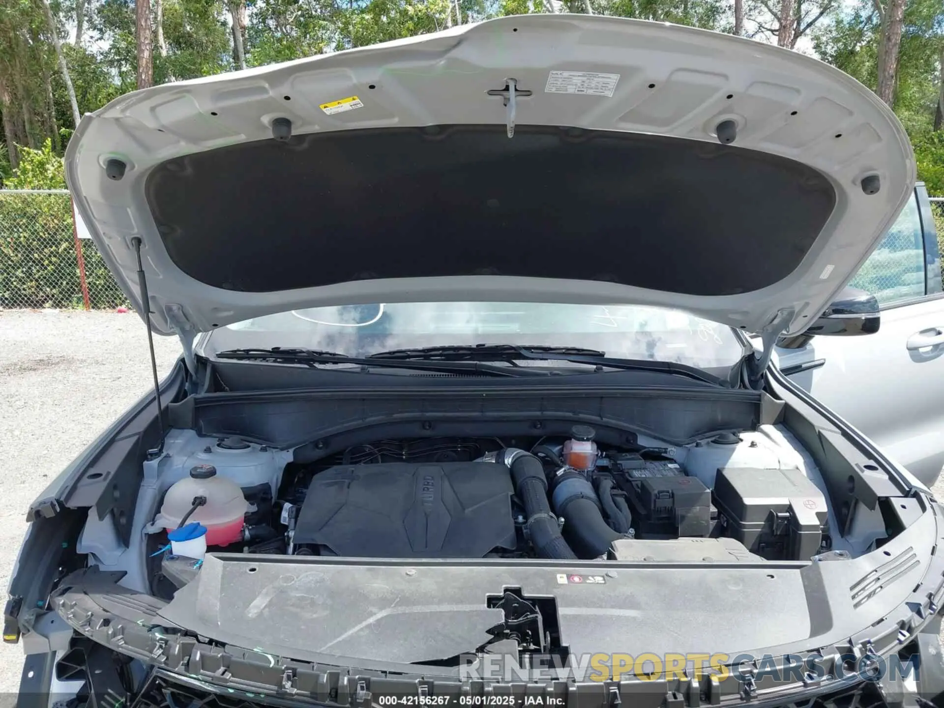 10 Photograph of a damaged car 5XYRH4LF9NG143960 KIA SORENTO 2022