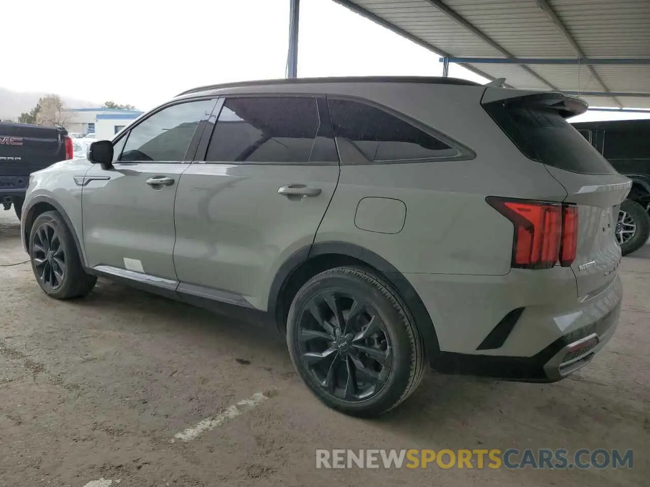 2 Photograph of a damaged car 5XYRK4LF6NG099949 KIA SORENTO 2022