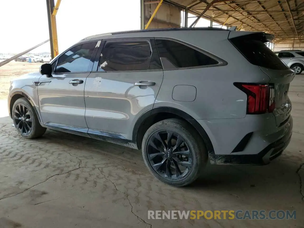 2 Photograph of a damaged car 5XYRK4LF8NG081727 KIA SORENTO 2022