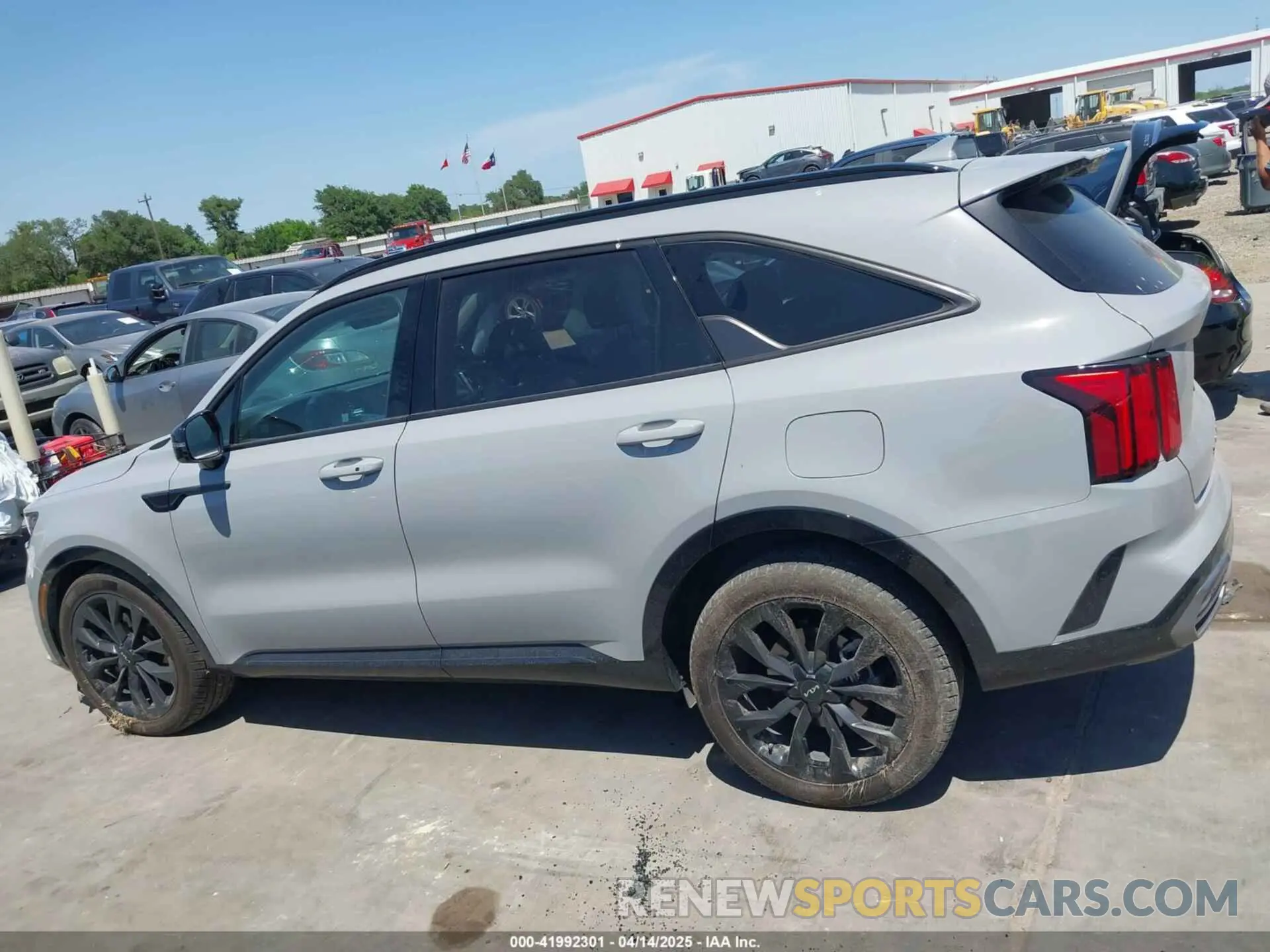 13 Фотография поврежденного автомобиля 5XYRK4LFXNG120480 KIA SORENTO 2022