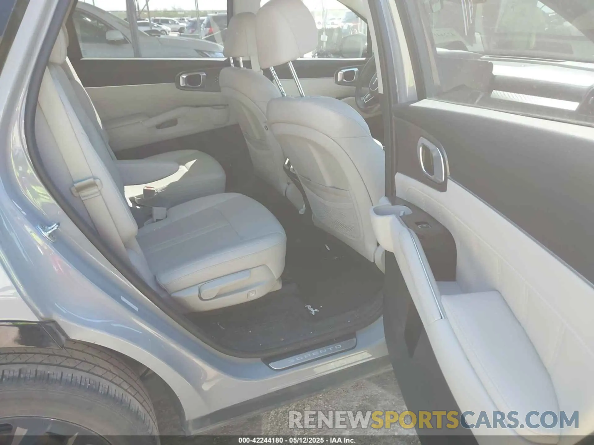 8 Фотография поврежденного автомобиля 5XYRK4LFXNG153852 KIA SORENTO 2022