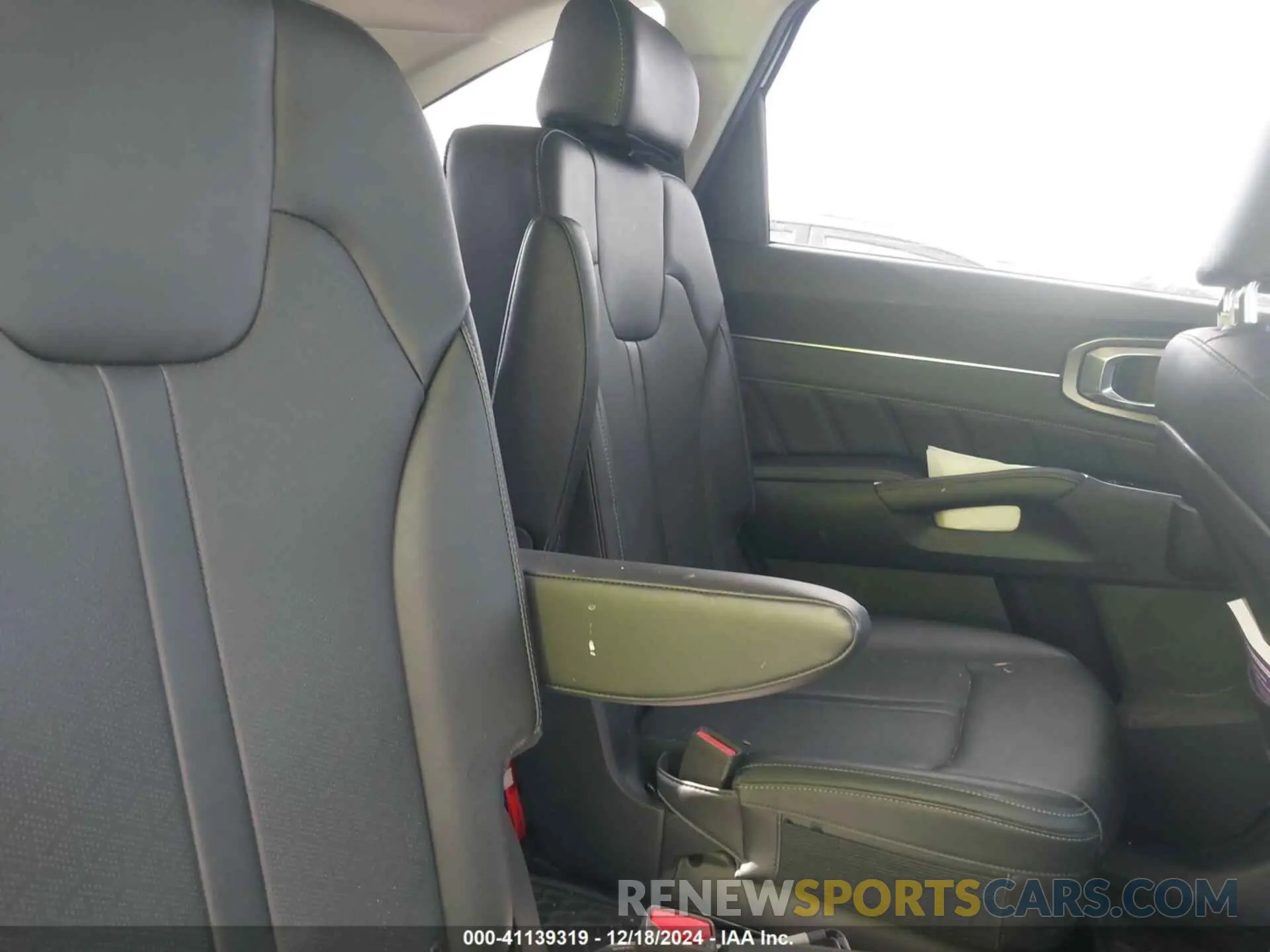 8 Фотография поврежденного автомобиля 5XYRKDLF2NG131666 KIA SORENTO 2022