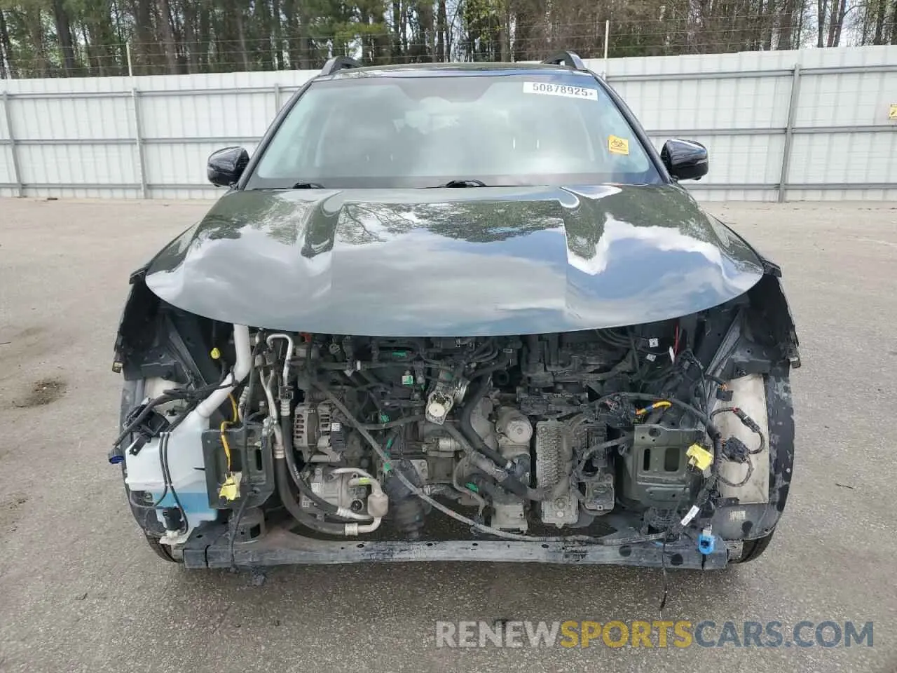 5 Photograph of a damaged car 5XYRKDLF4NG093700 KIA SORENTO 2022
