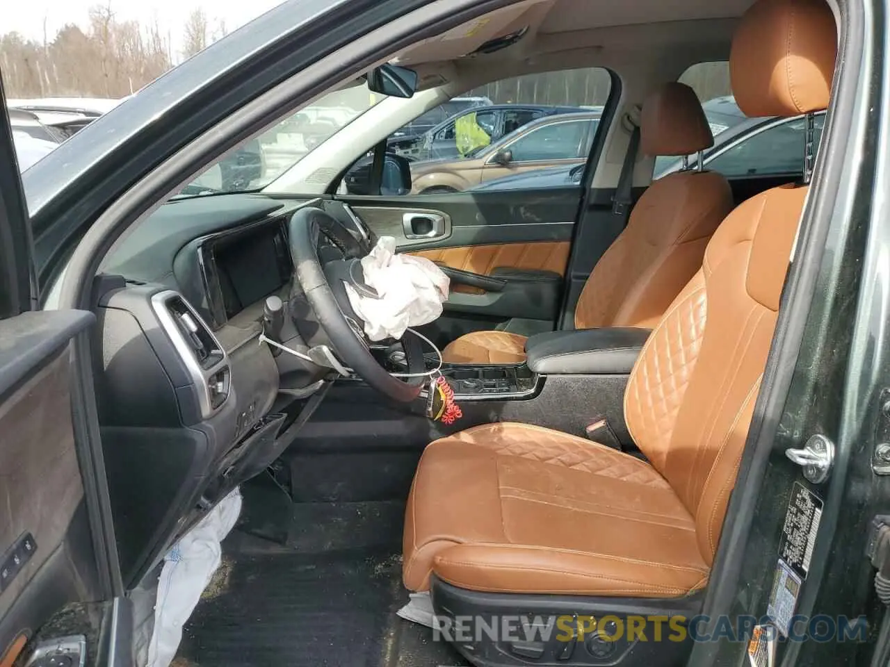 7 Photograph of a damaged car 5XYRKDLF5NG092099 KIA SORENTO 2022