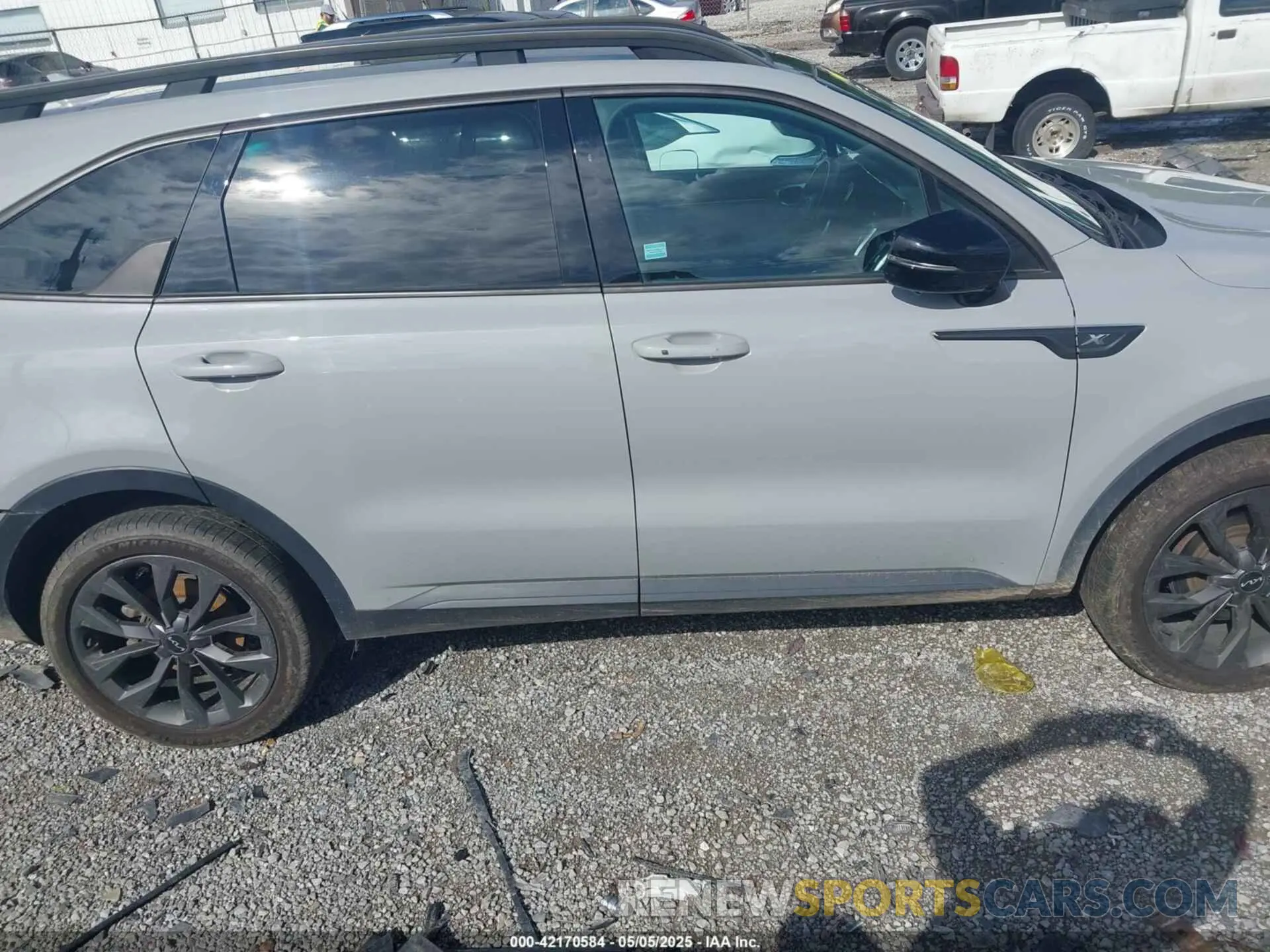 13 Фотография поврежденного автомобиля 5XYRKDLF6NG093083 KIA SORENTO 2022