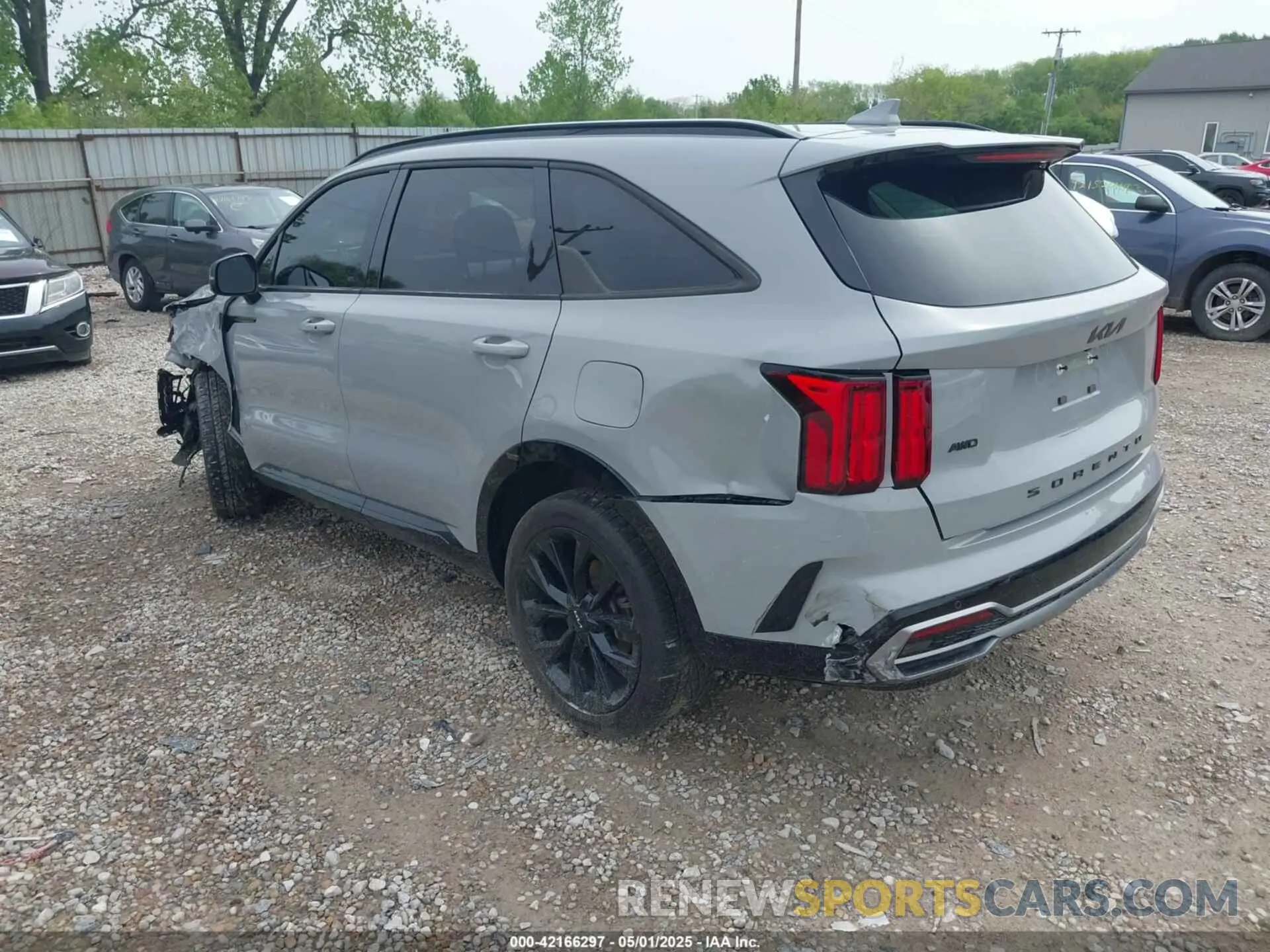 3 Photograph of a damaged car 5XYRKDLF9NG079825 KIA SORENTO 2022