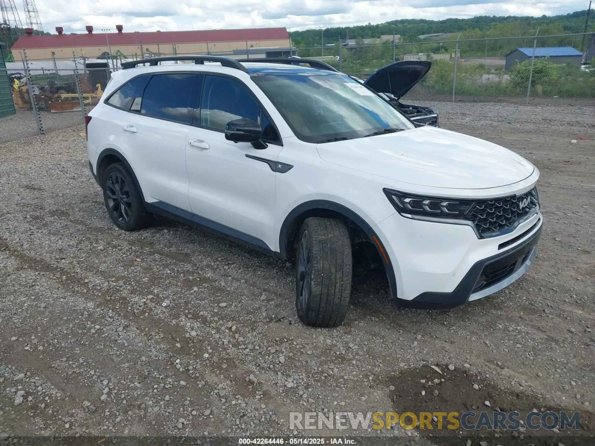 1 Photograph of a damaged car 5XYRKDLF9NG133642 KIA SORENTO 2022