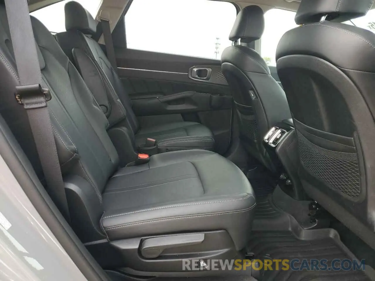 11 Фотография поврежденного автомобиля 5XYRKDLF9NG138405 KIA SORENTO 2022