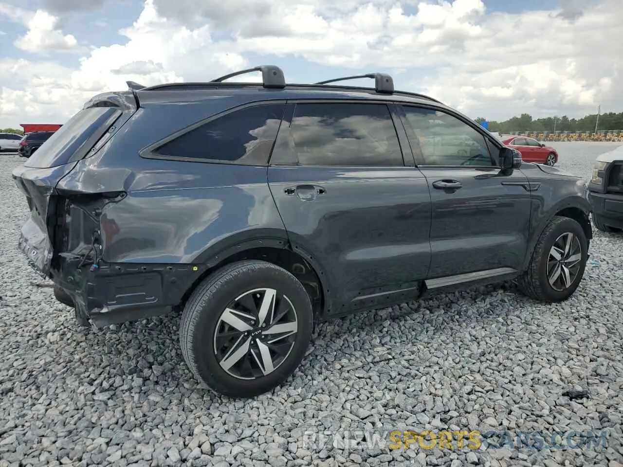 3 Photograph of a damaged car 5XYRL4LC0NG134648 KIA SORENTO 2022