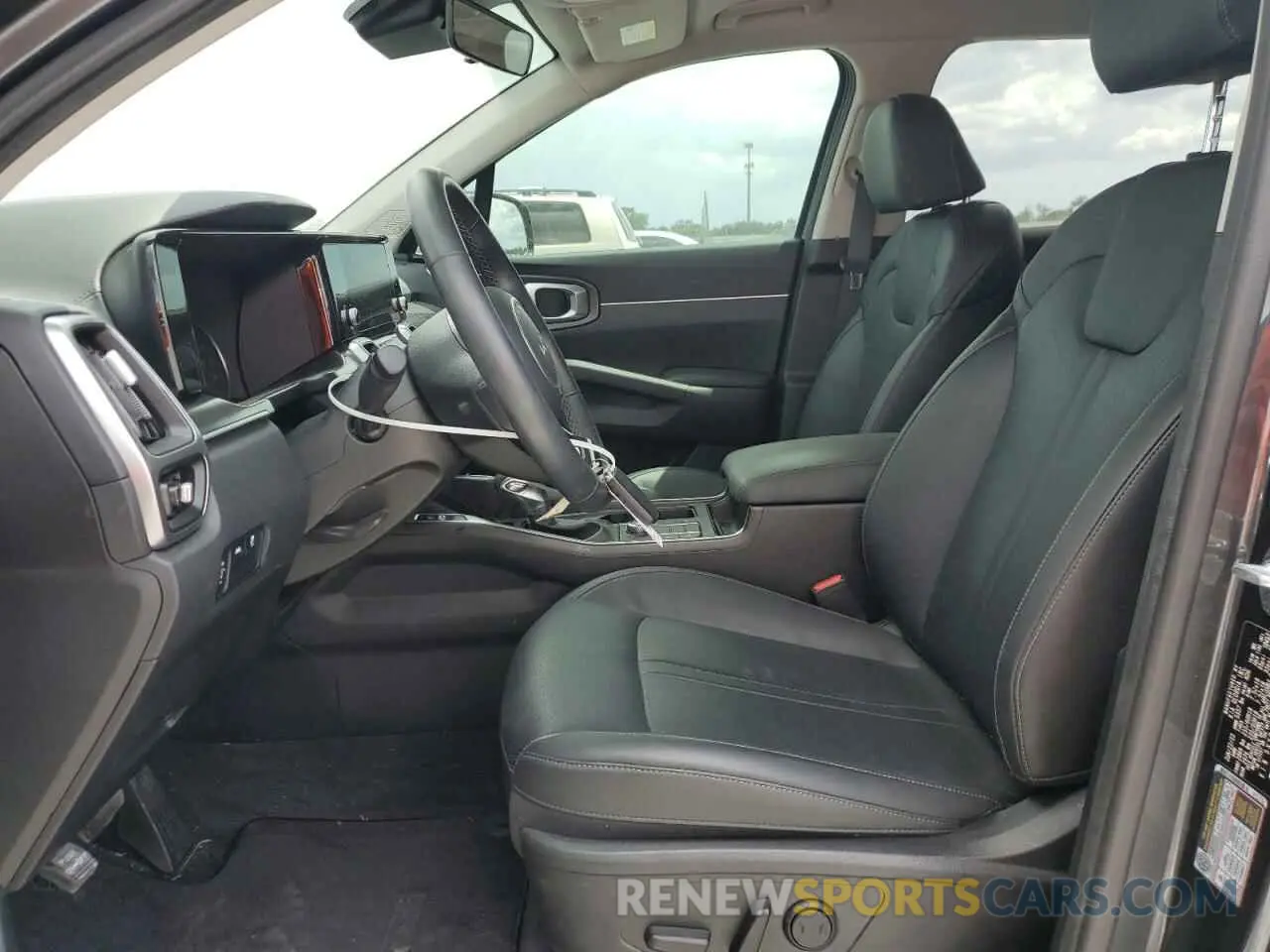 7 Photograph of a damaged car 5XYRL4LC0NG134648 KIA SORENTO 2022