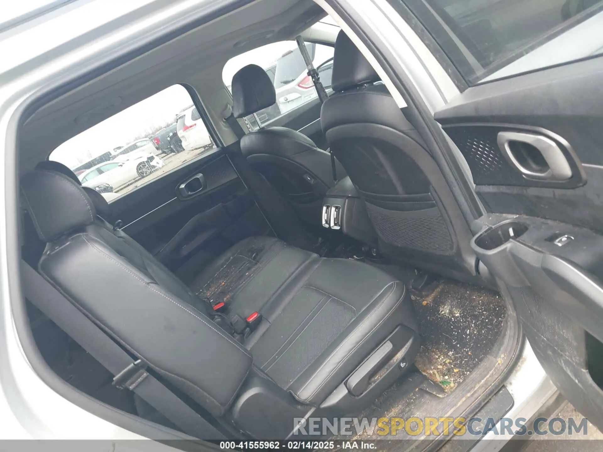 8 Фотография поврежденного автомобиля 5XYRL4LC4NG150190 KIA SORENTO 2022
