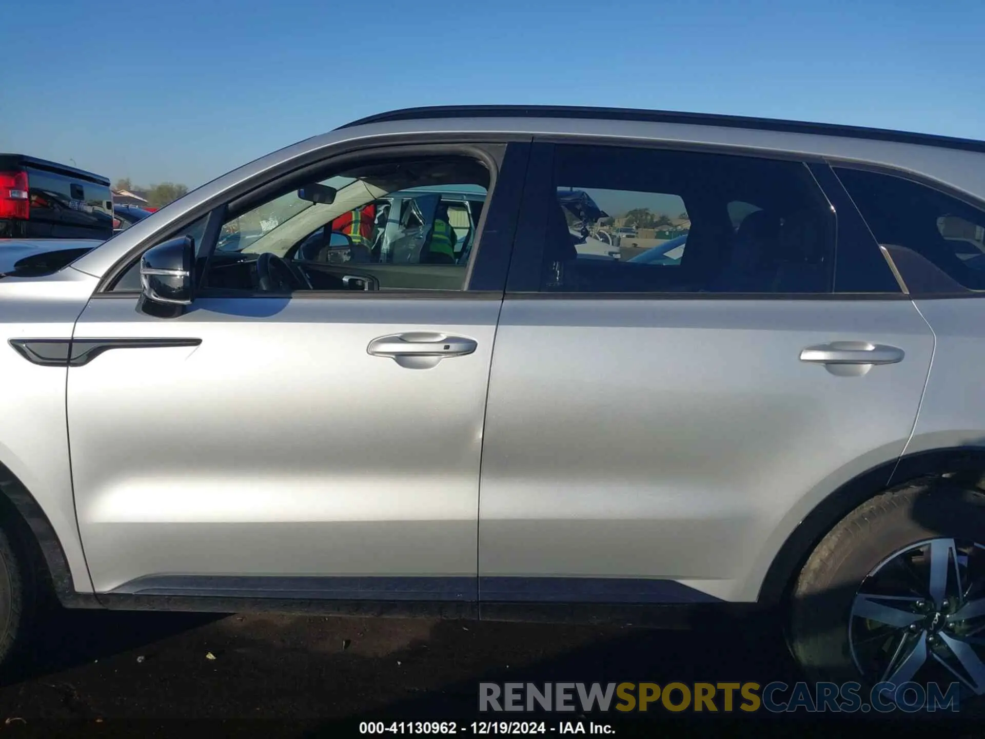 13 Фотография поврежденного автомобиля 5XYRL4LC7NG075601 KIA SORENTO 2022